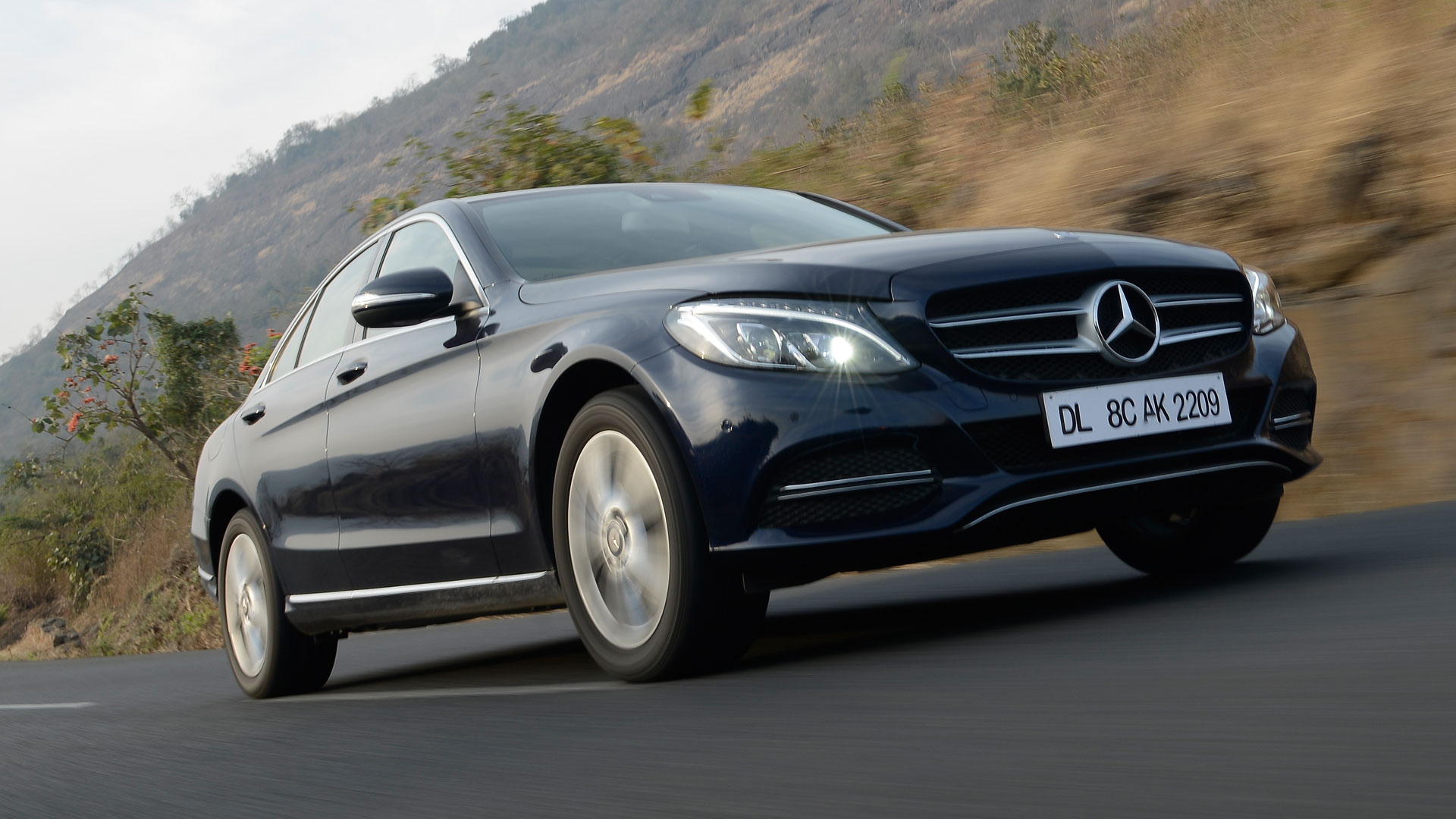 Mercedesbenz-cclass-2015-C 220 CDI Style Exterior