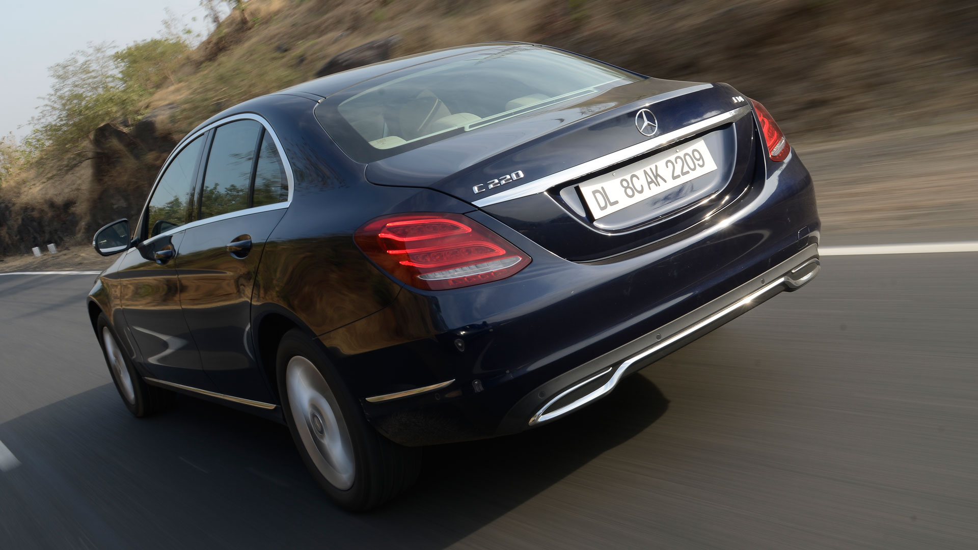 Mercedesbenz-cclass-2015-C 220 CDI Style Exterior