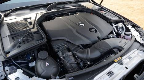 Mercedesbenz-cclass-2015-C 220 CDI Style Interior