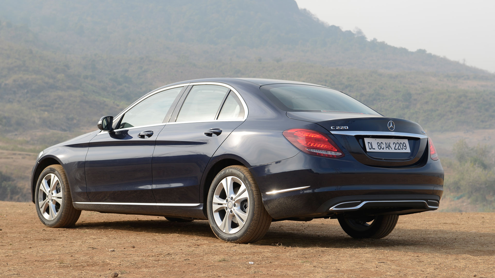 Mercedesbenz-cclass-2015-C 220 CDI Style Compare