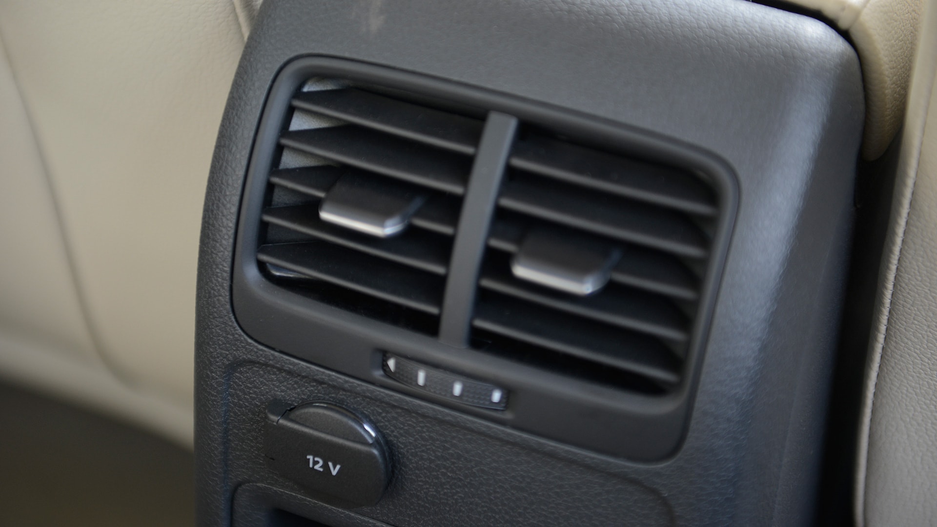 Volkswagen-jetta-2015 Interior