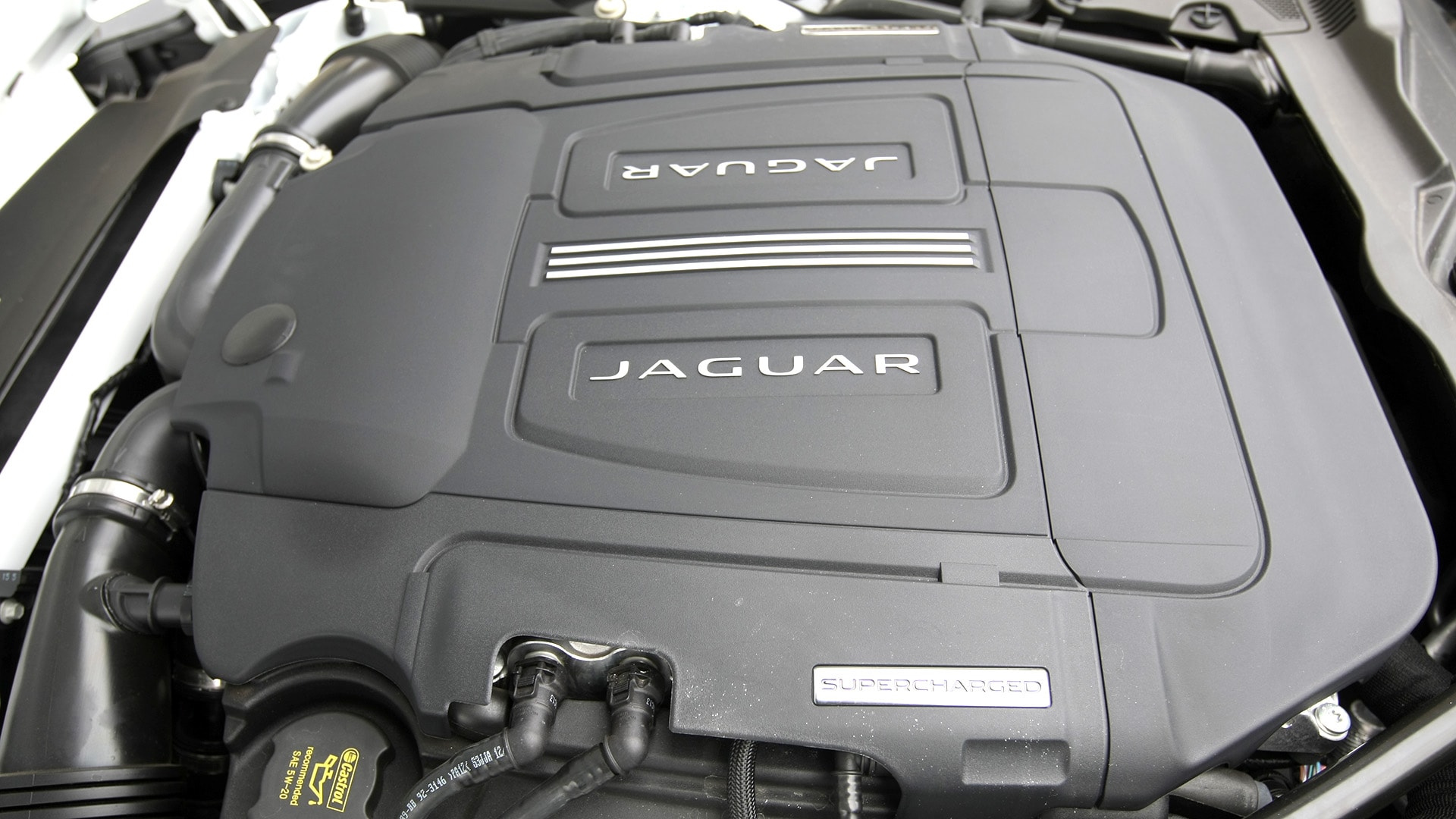 Jaguar F type 2013-V8 S Interior