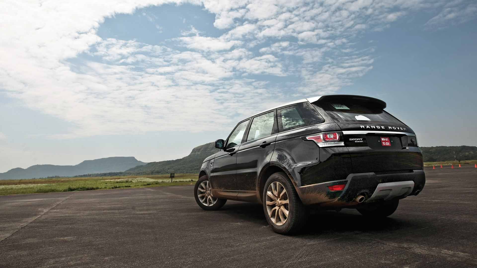 Land Rover RR Sport Exterior