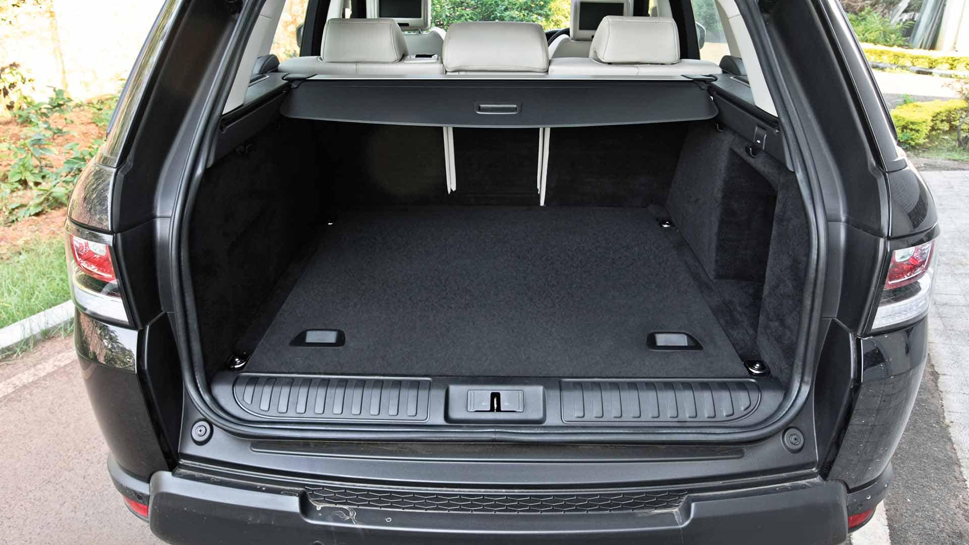 Land Rover RR Sport Exterior