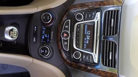 Hyundai-4s-fluidic-verna-2015 Exterior