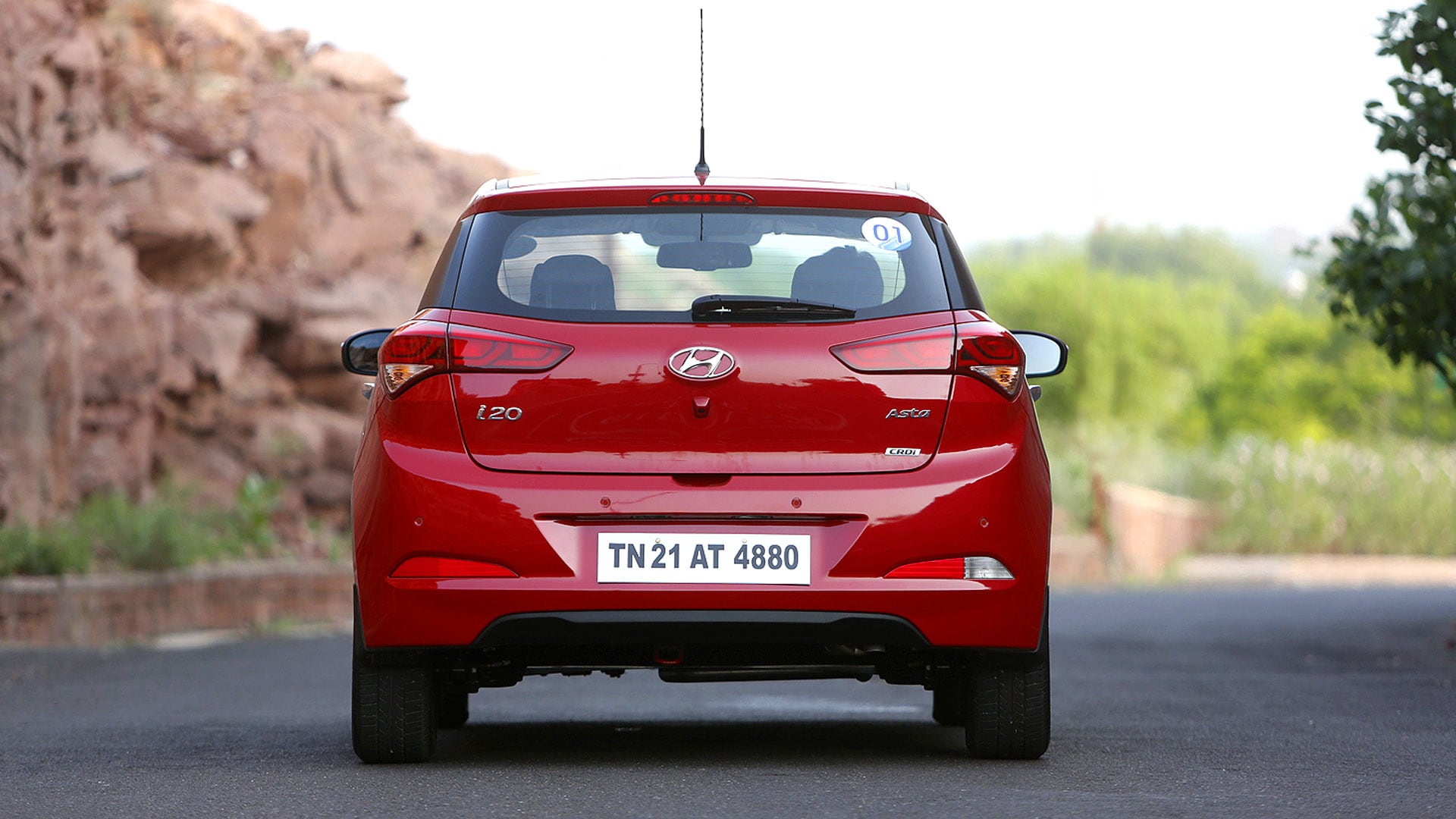 Hyundai-Elite-i20-2014 Exterior