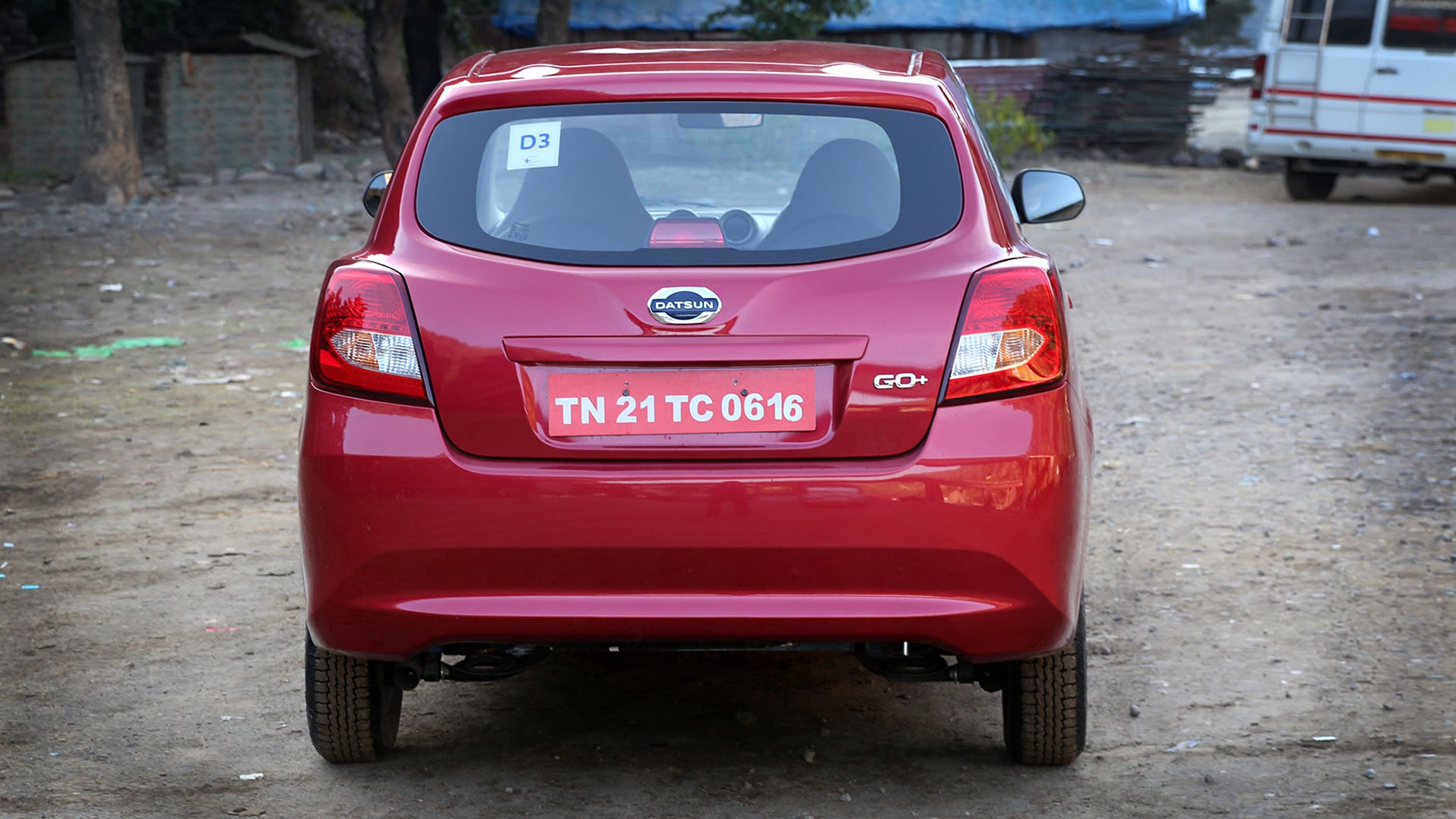 Datsun-go+ 2015 Compare Car Photos - Overdrive