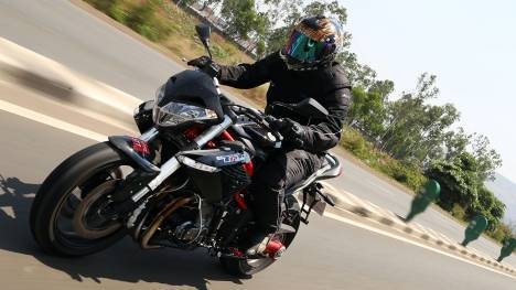Benelli TNT 899 2015 