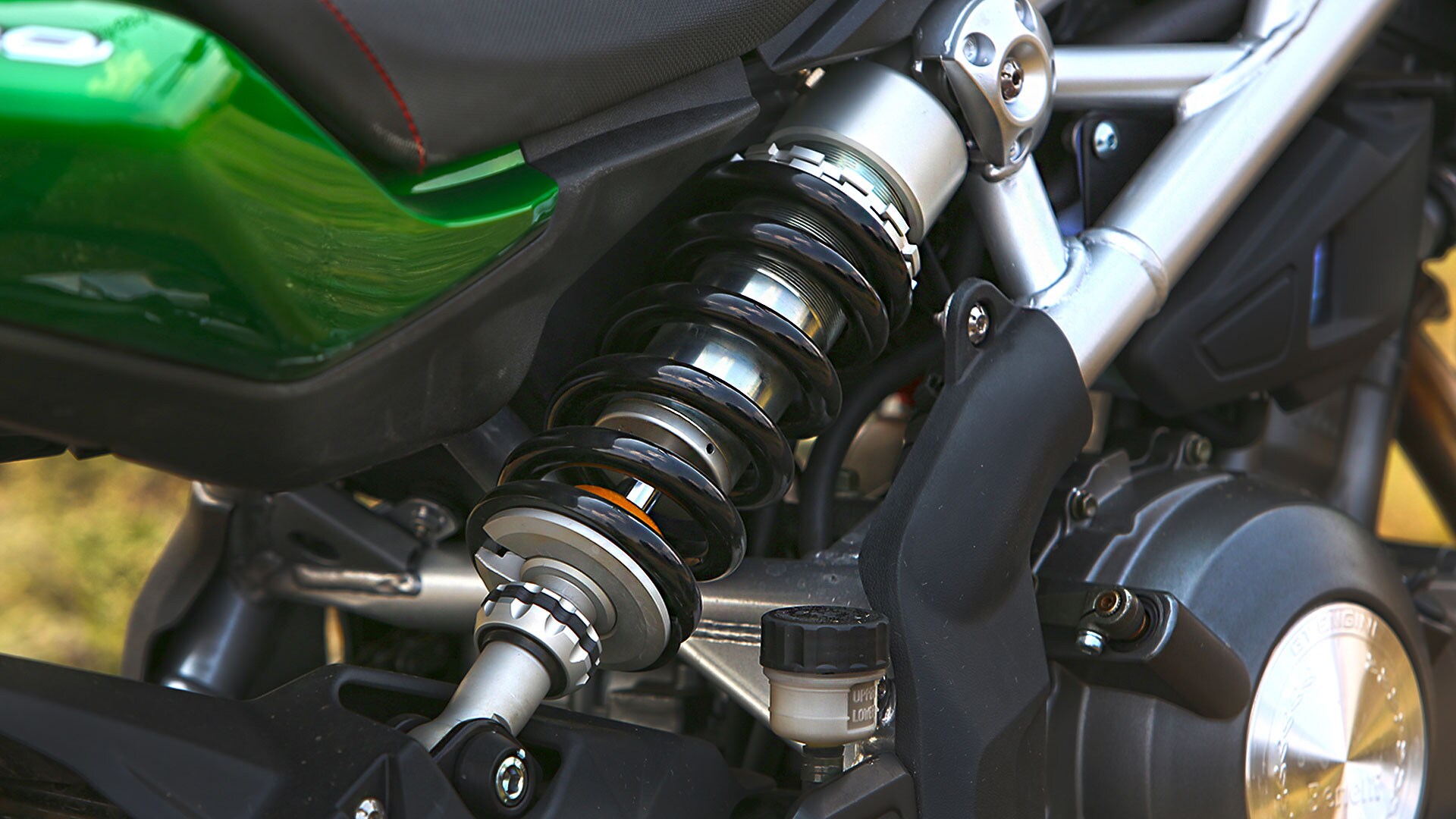 Benelli TNT 300 2015 STD