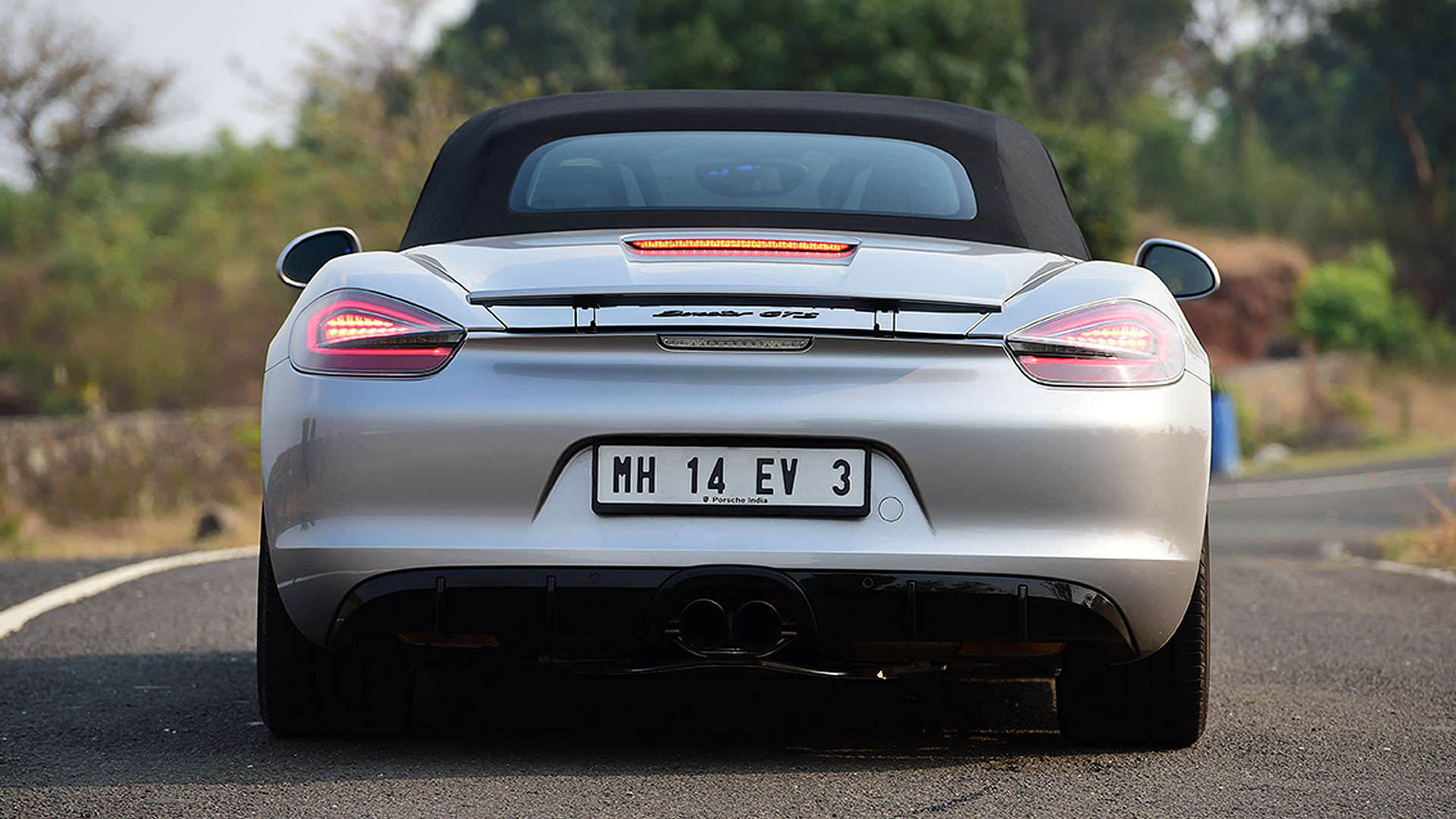 Porsche-boxster-2015-GTS Compare