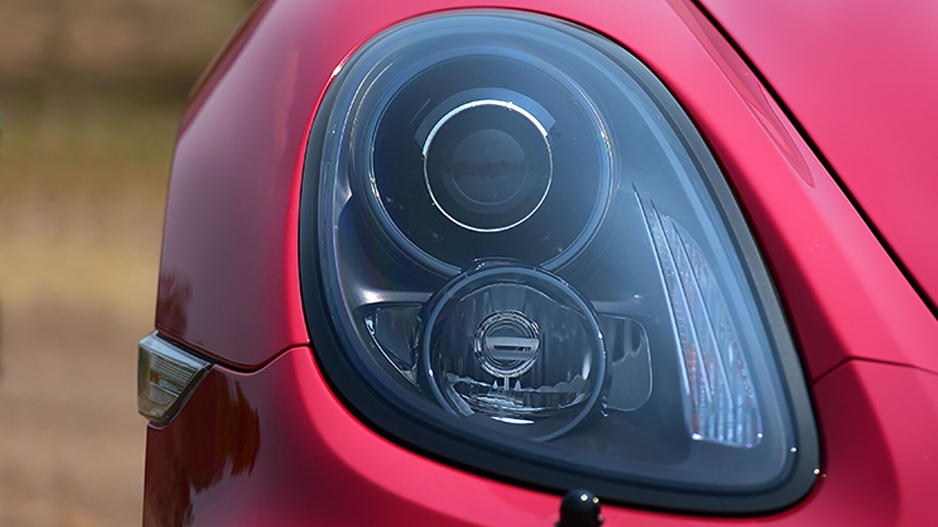 Porsche-cayman-2015-GTS Exterior