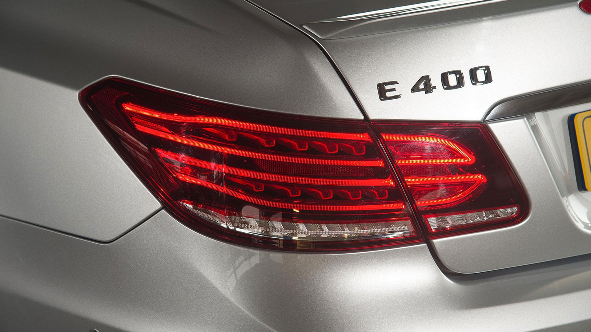 Mercedesbenz-eclass-2015-E 400 Cabriolet Exterior