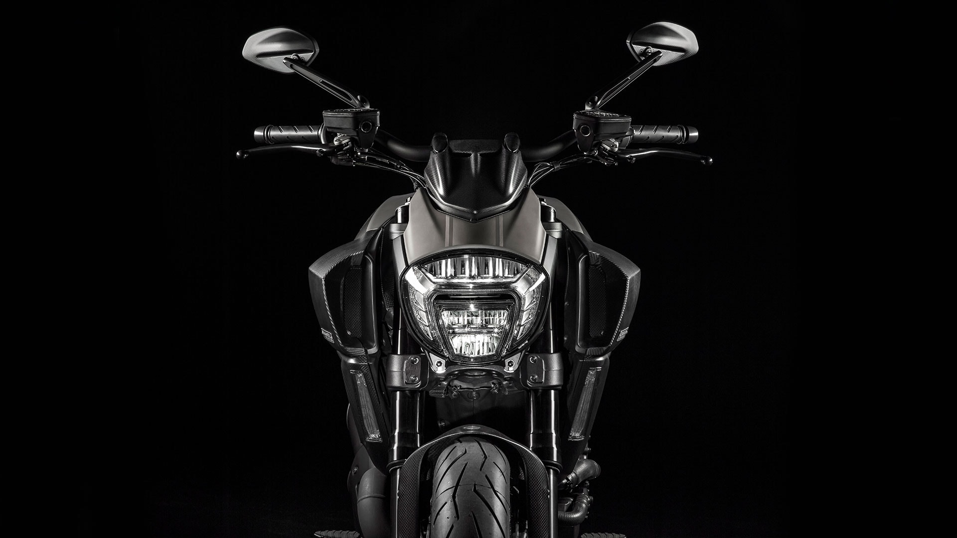 Ducati Diavel 2015 STD
