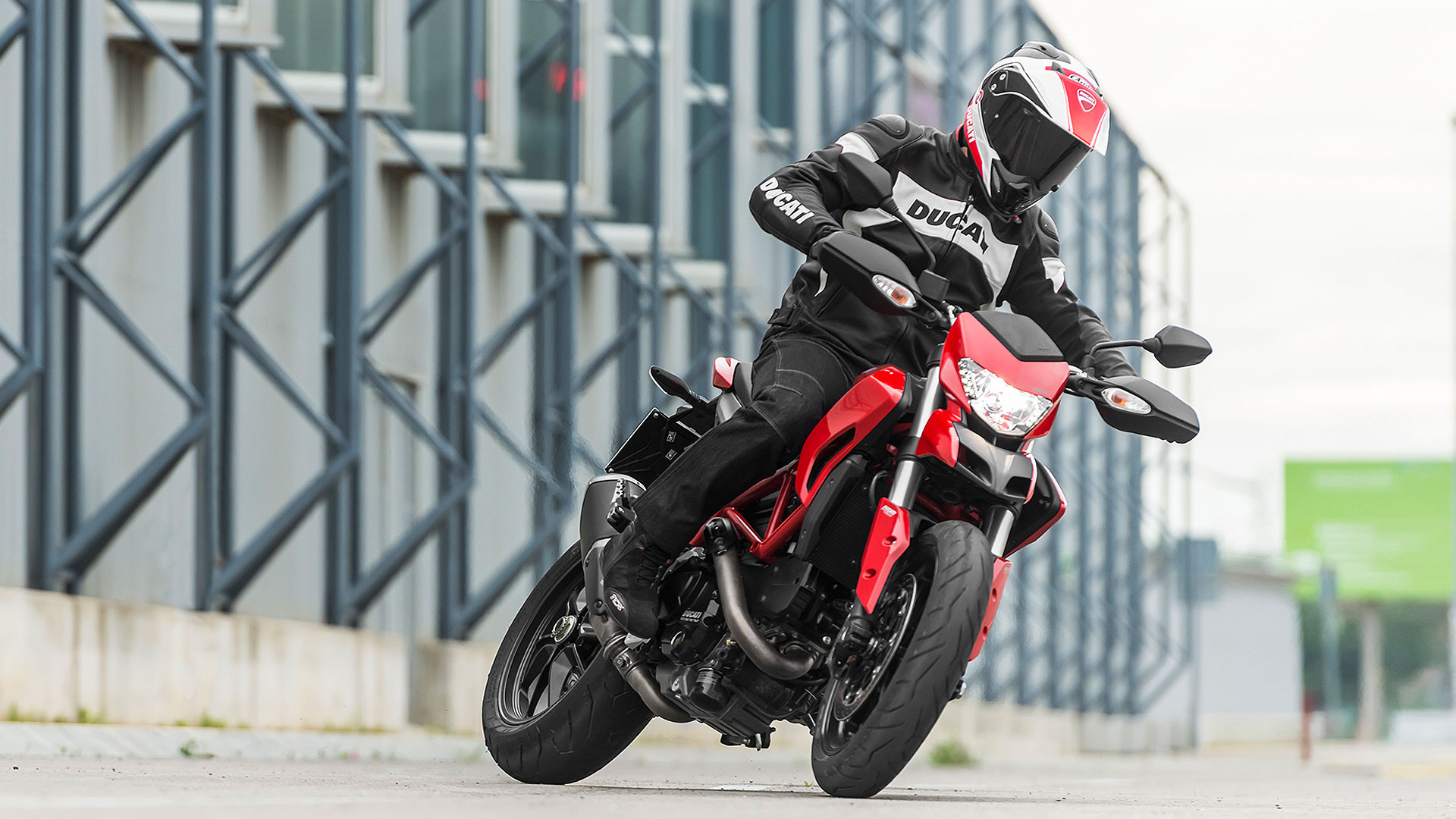 Ducati Hypermotard 821 2015 STD