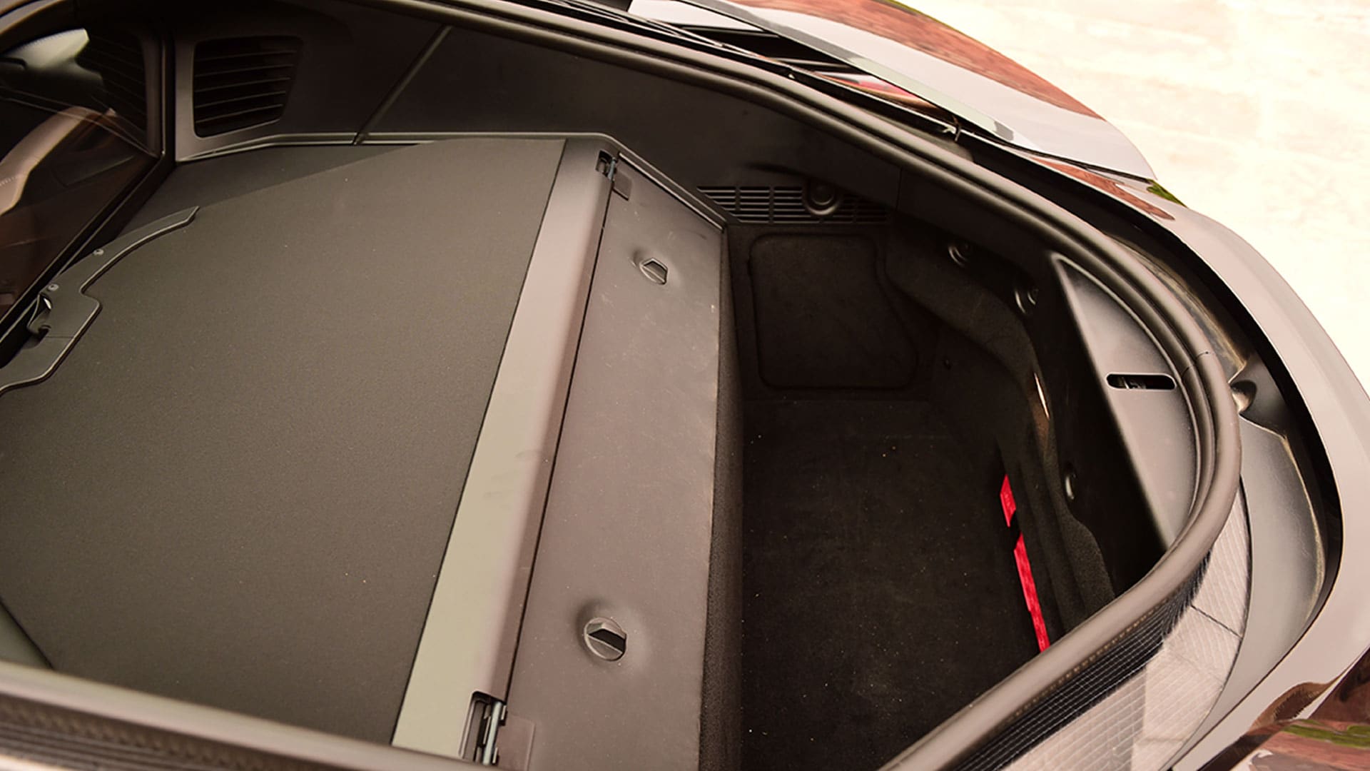 BMW-i8-2015-STD Compare