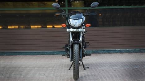 Honda Dream Neo 2015 Exterior