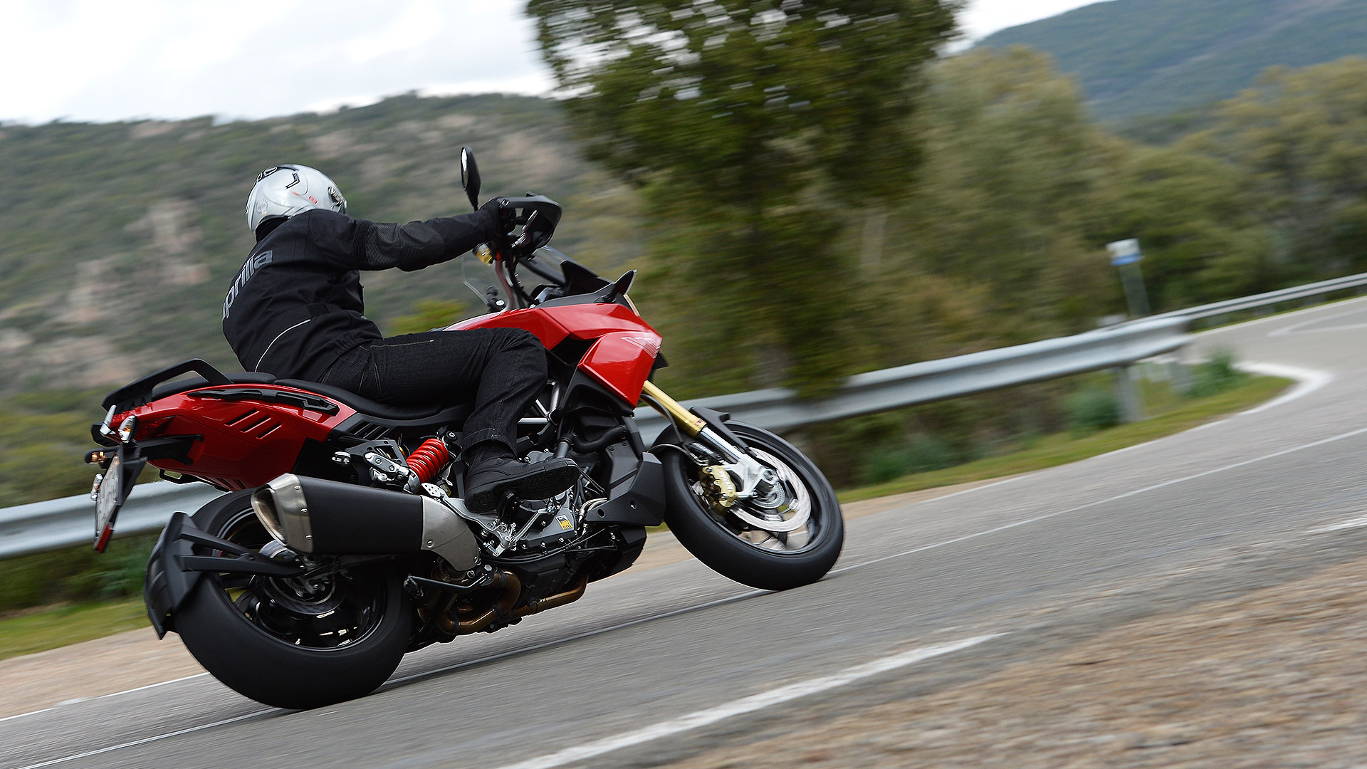 Aprilia Caponord 1200 2014