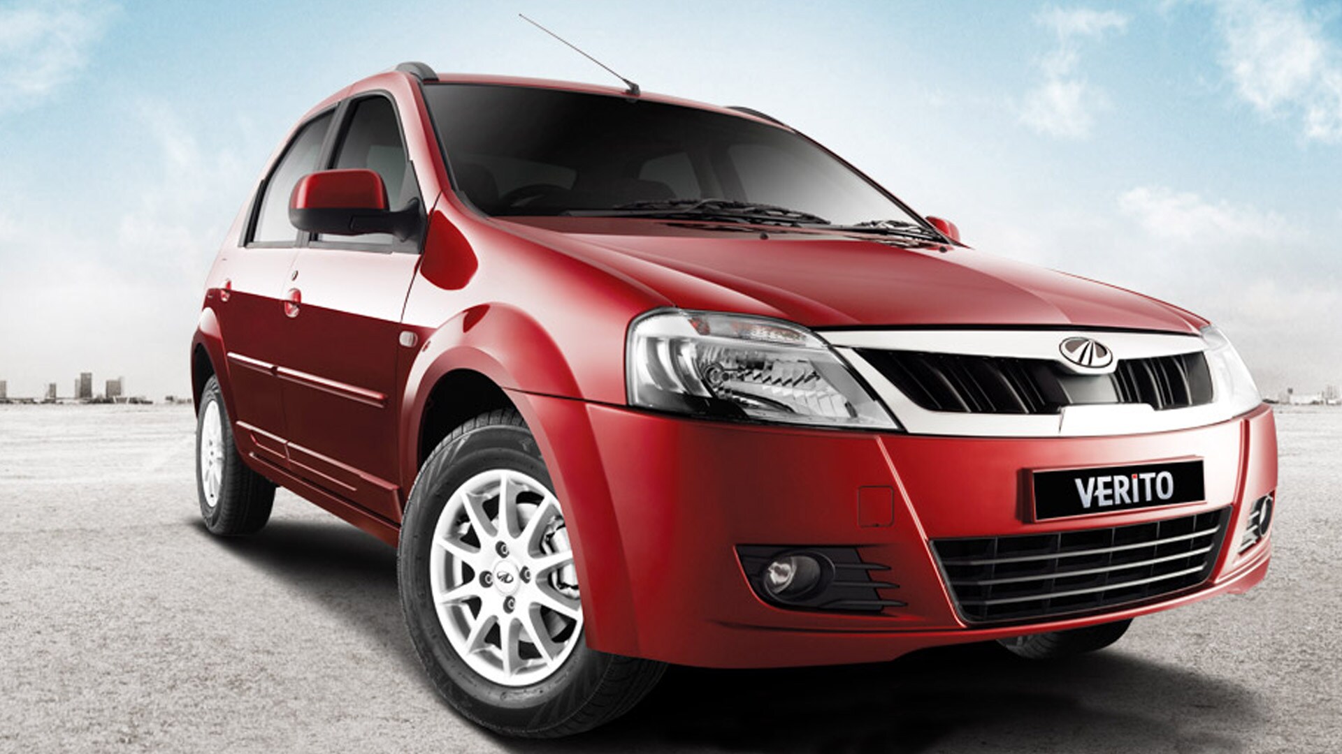 Mahindra-Verito-2013-1-5-D4-Compare