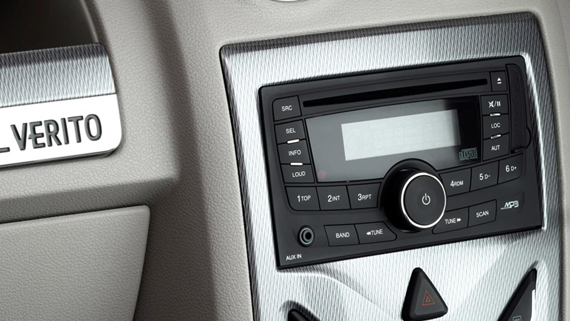 Mahindra-Verito-2013-1-5-D4-Interior