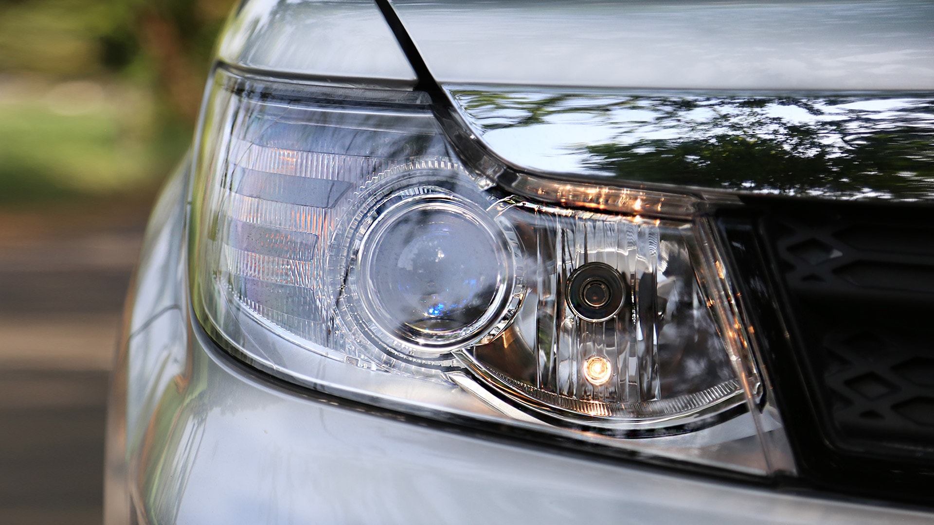 Tata Safari Storme 2015 VX BS4 4x4 Exterior