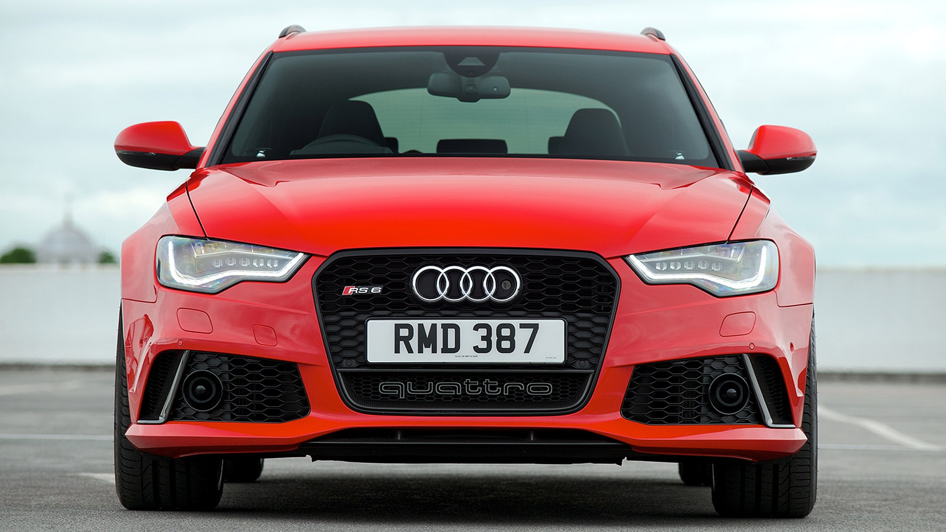 Audi RS 6 Avant 2015 STD Compare
