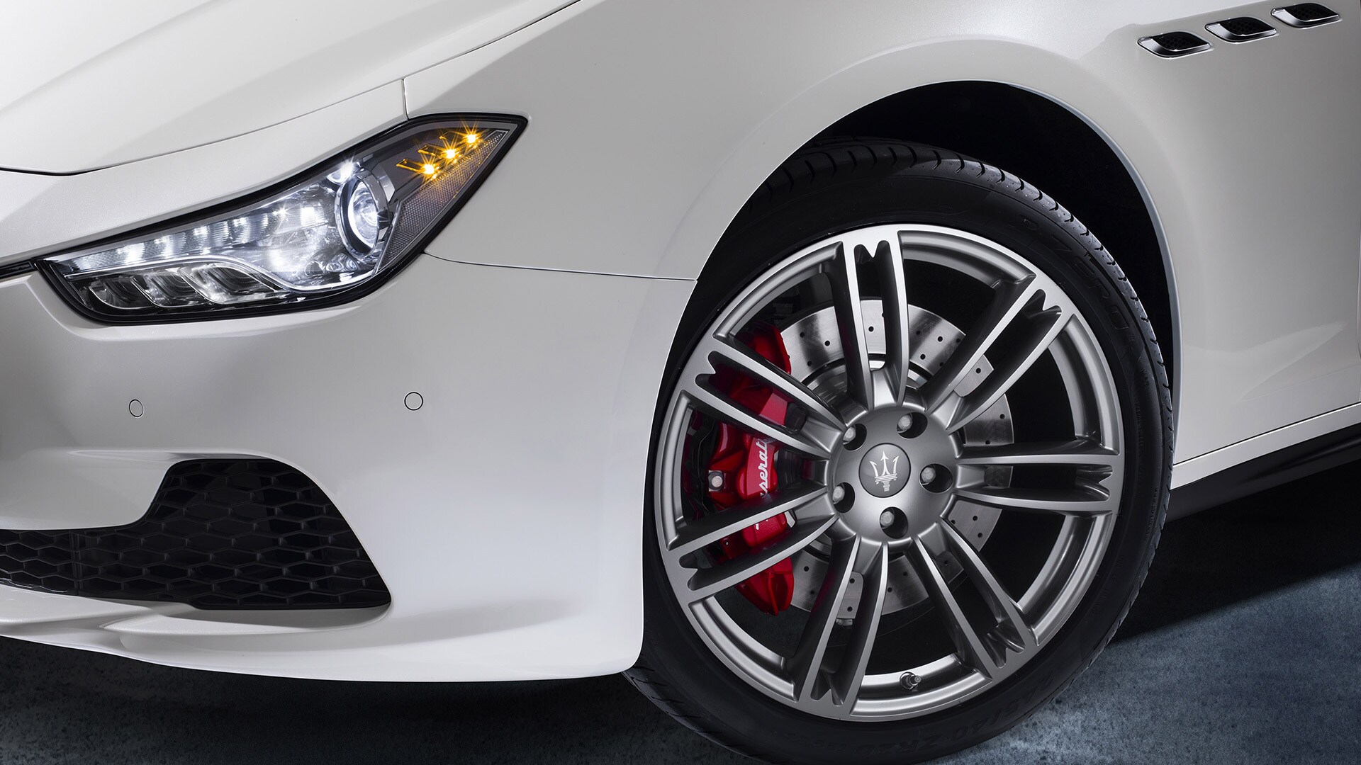 Maserati Ghibli 2015 STD Exterior