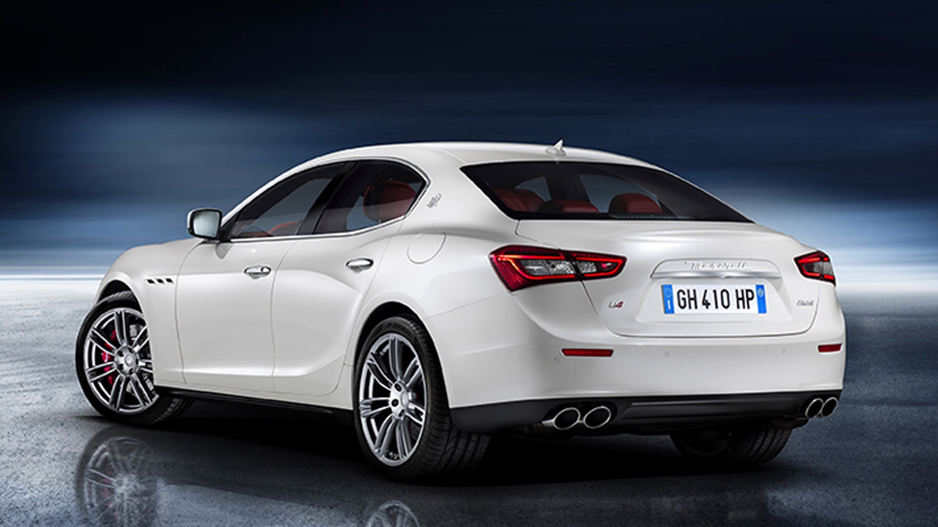 Maserati Ghibli 2015 STD Compare