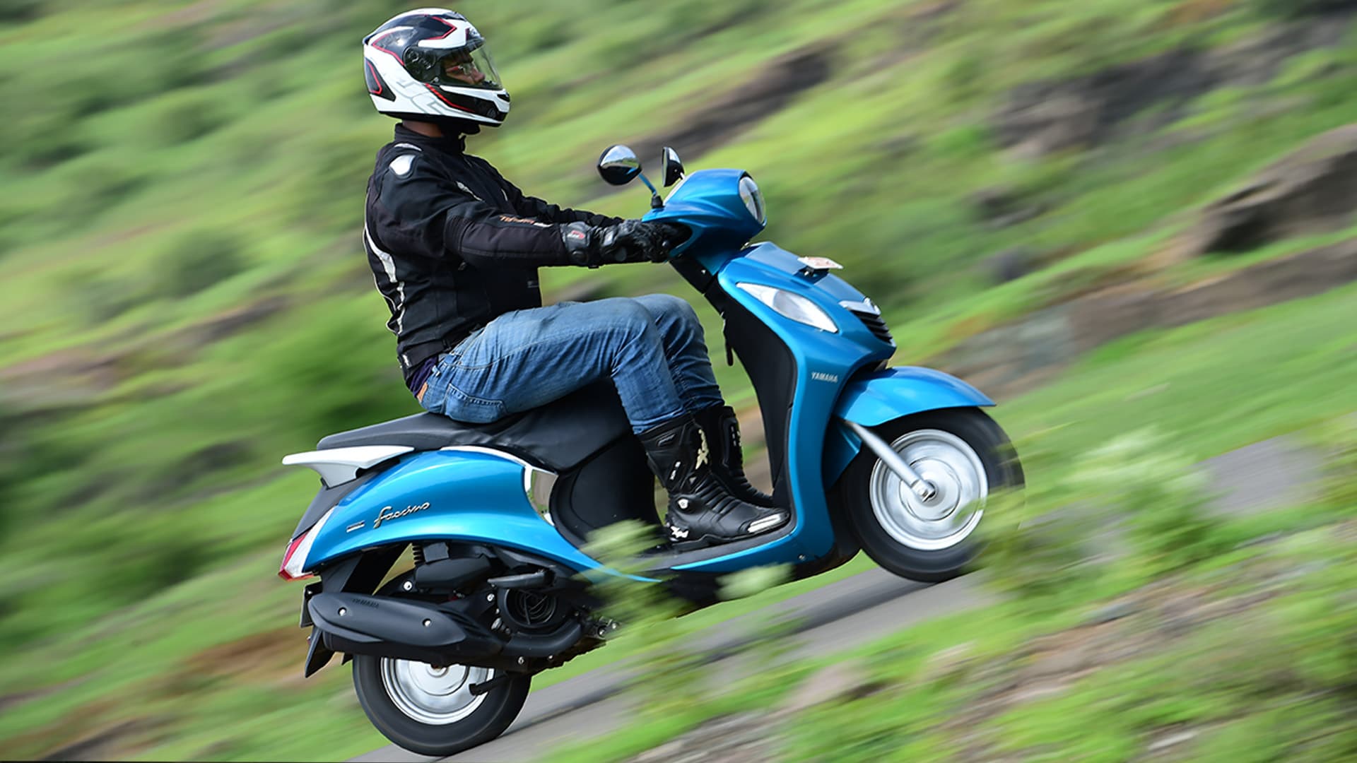 Yamaha Fascino 2015 STD Exterior