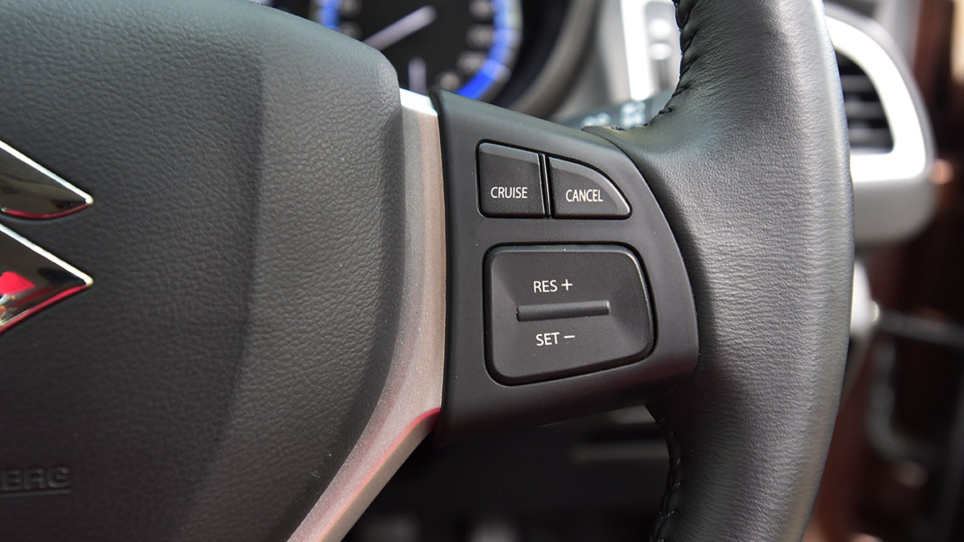 Maruti Suzuki Scross 2015 Zeta 320 Interior