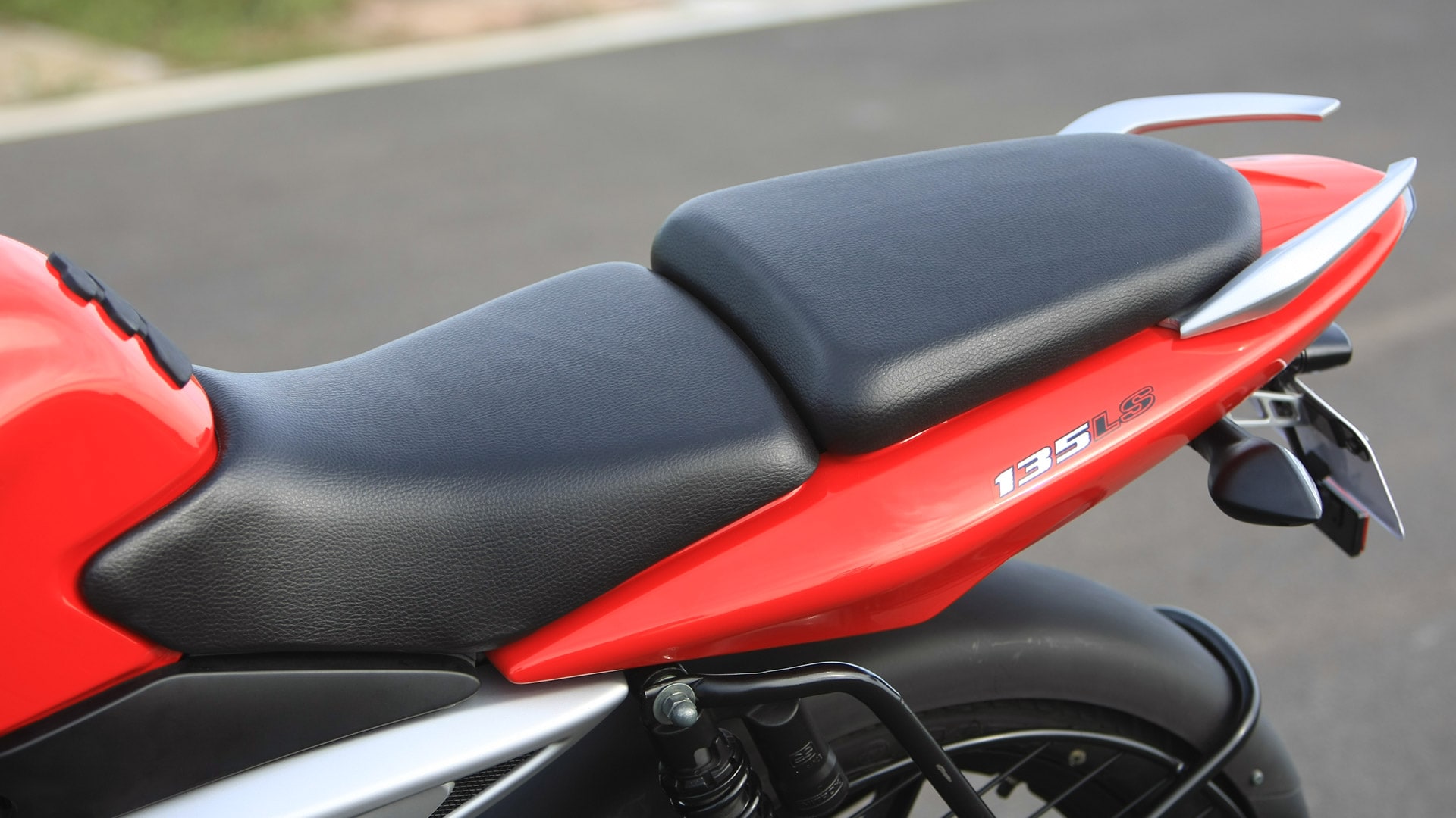 Bajaj Pulsar 135 LS 2013 STD