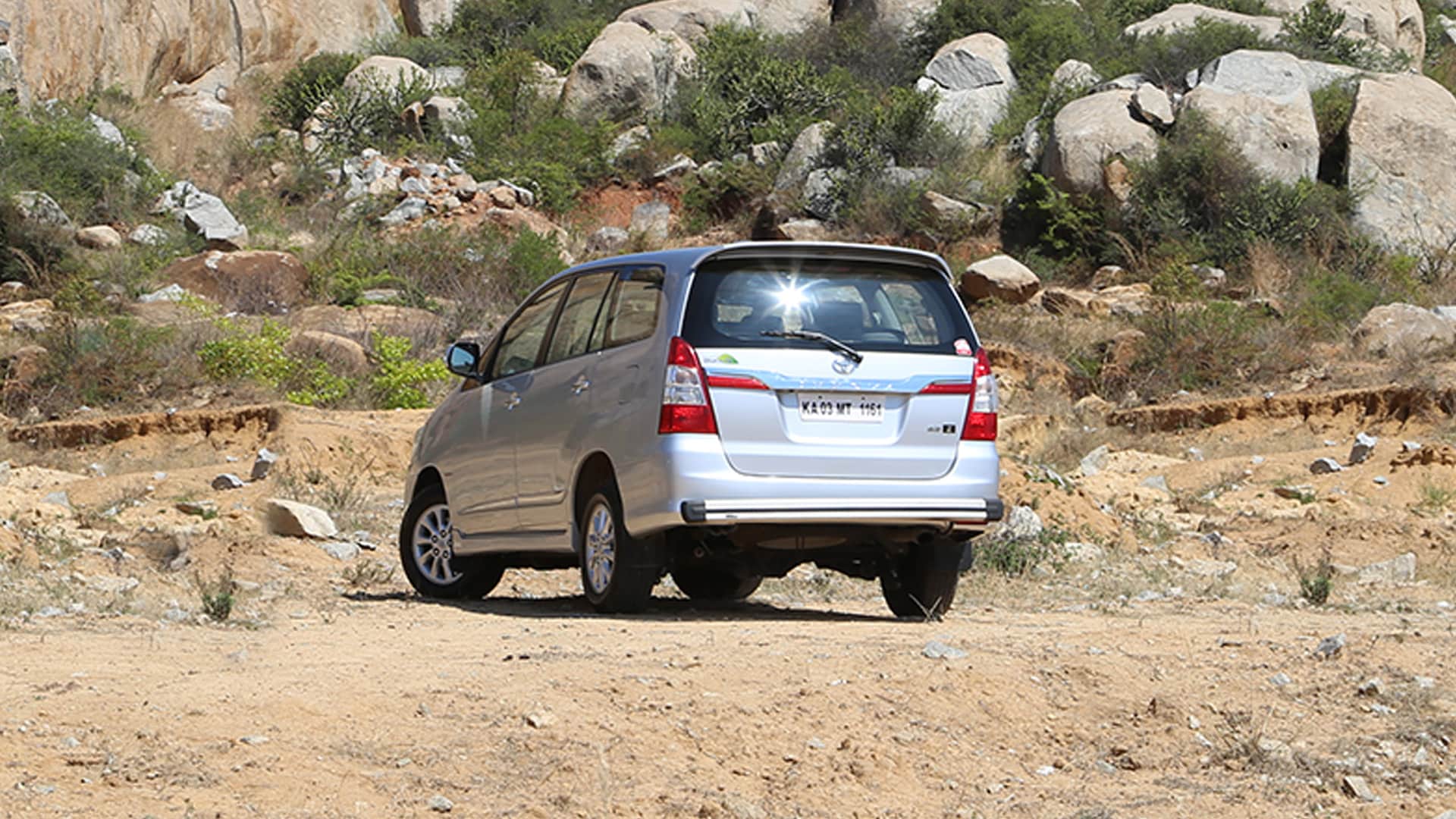 Toyota Innova 2015 2.5G 7 Seater Exterior