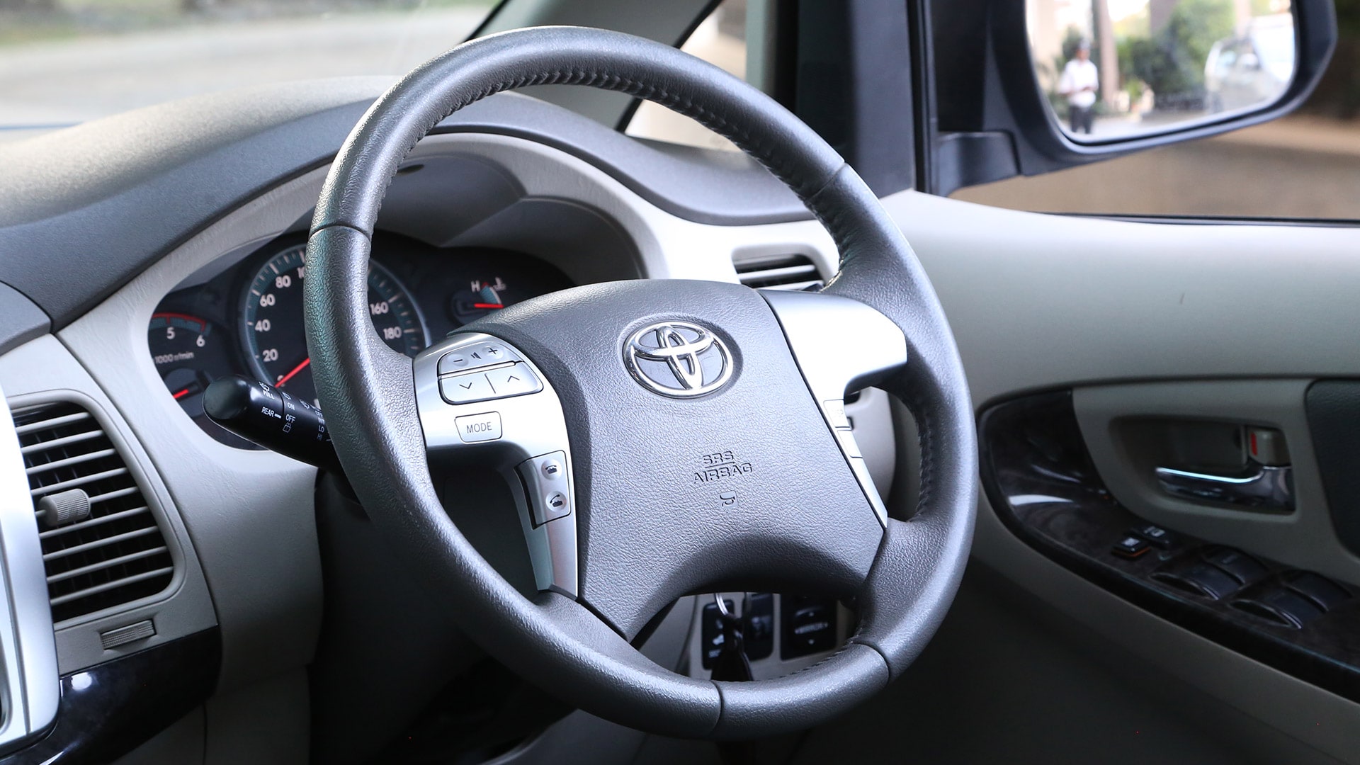 Toyota Innova 2015 2.5G 7 Seater Interior