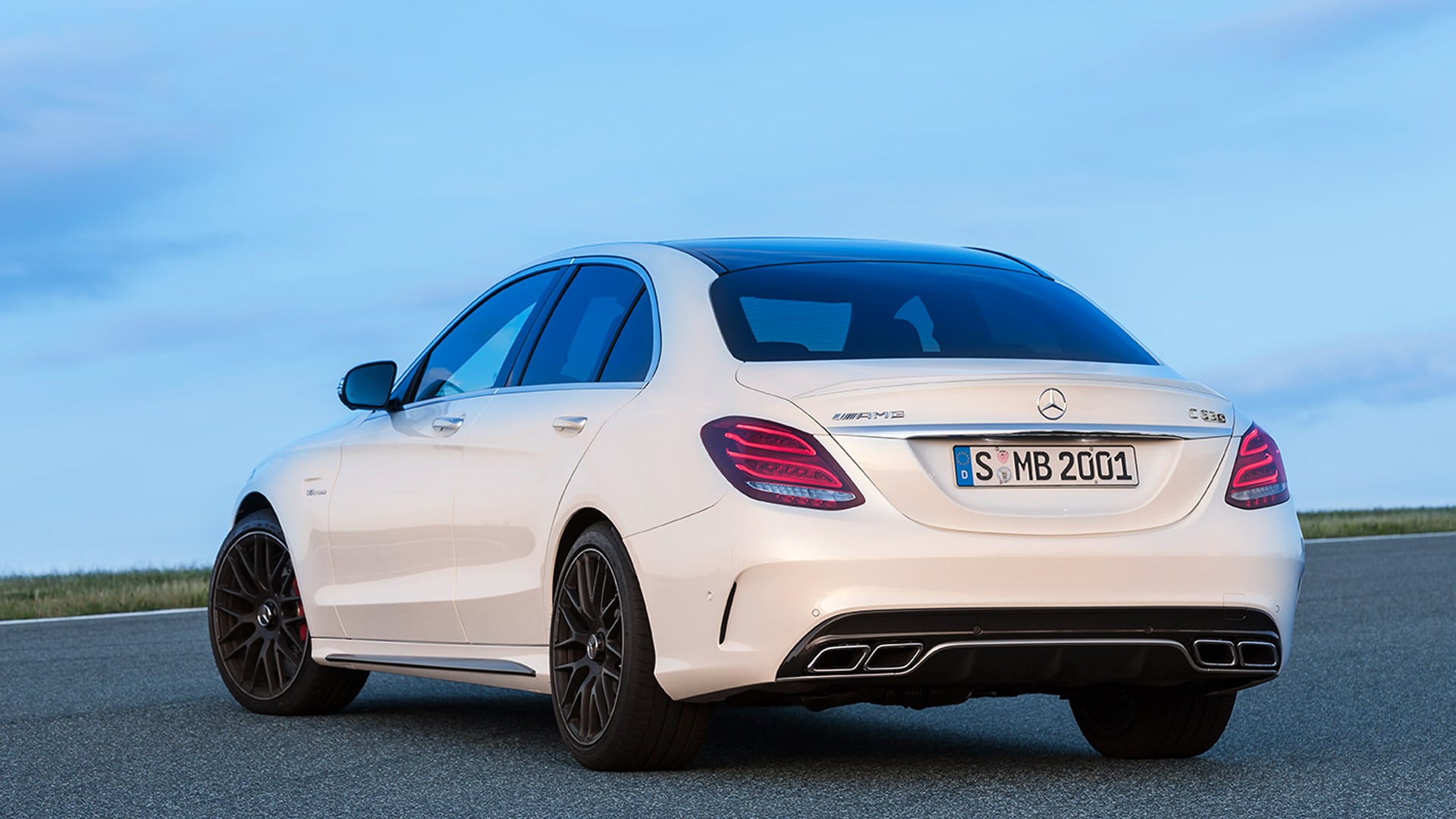 Mercedes Benz C 63 AMG 2015 S Compare