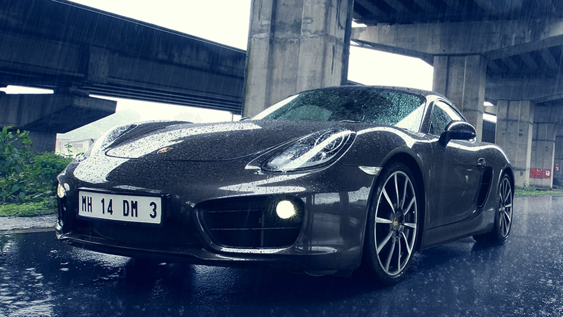 Porsche Cayman 2015 S Compare