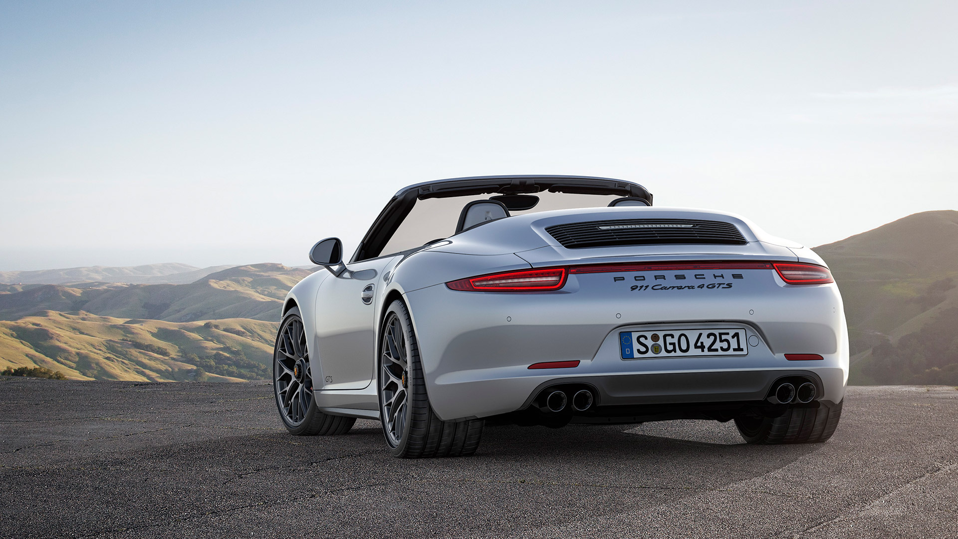 Porsche 911 2015 Carrera 4 GTS Cabriolet Exterior