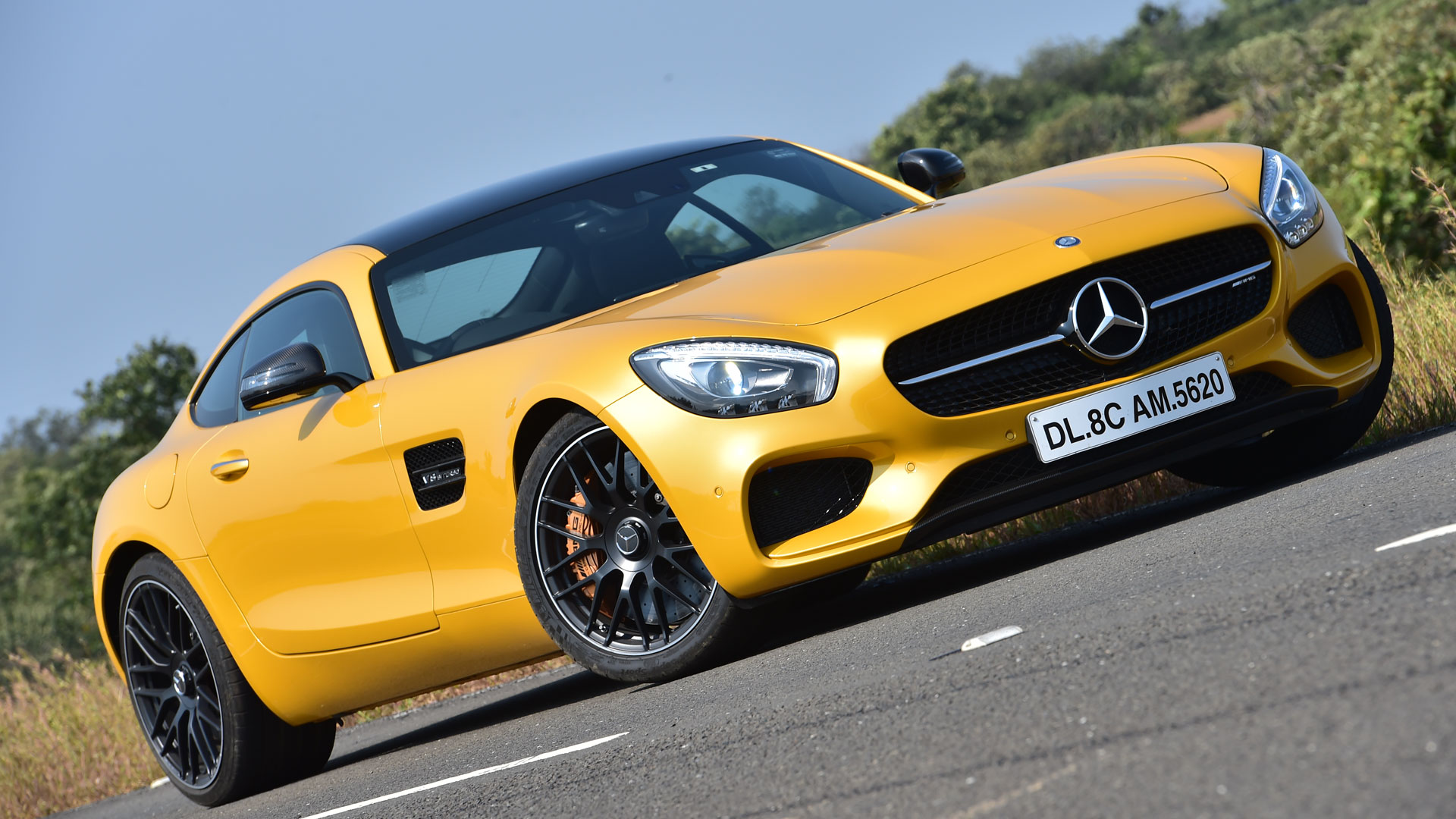 Mercedes benz AMG GT 2015 S Compare