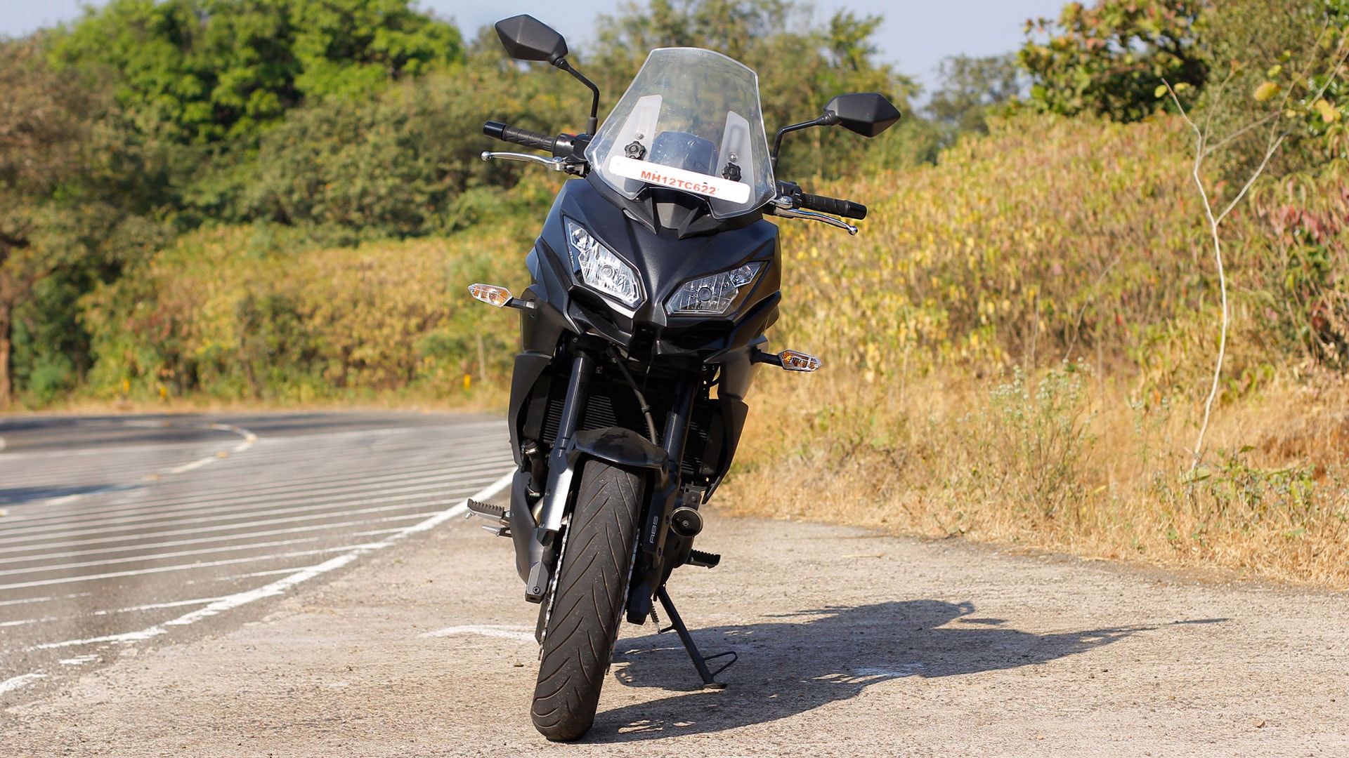 Kawasaki Versys 650 2016 STD Compare