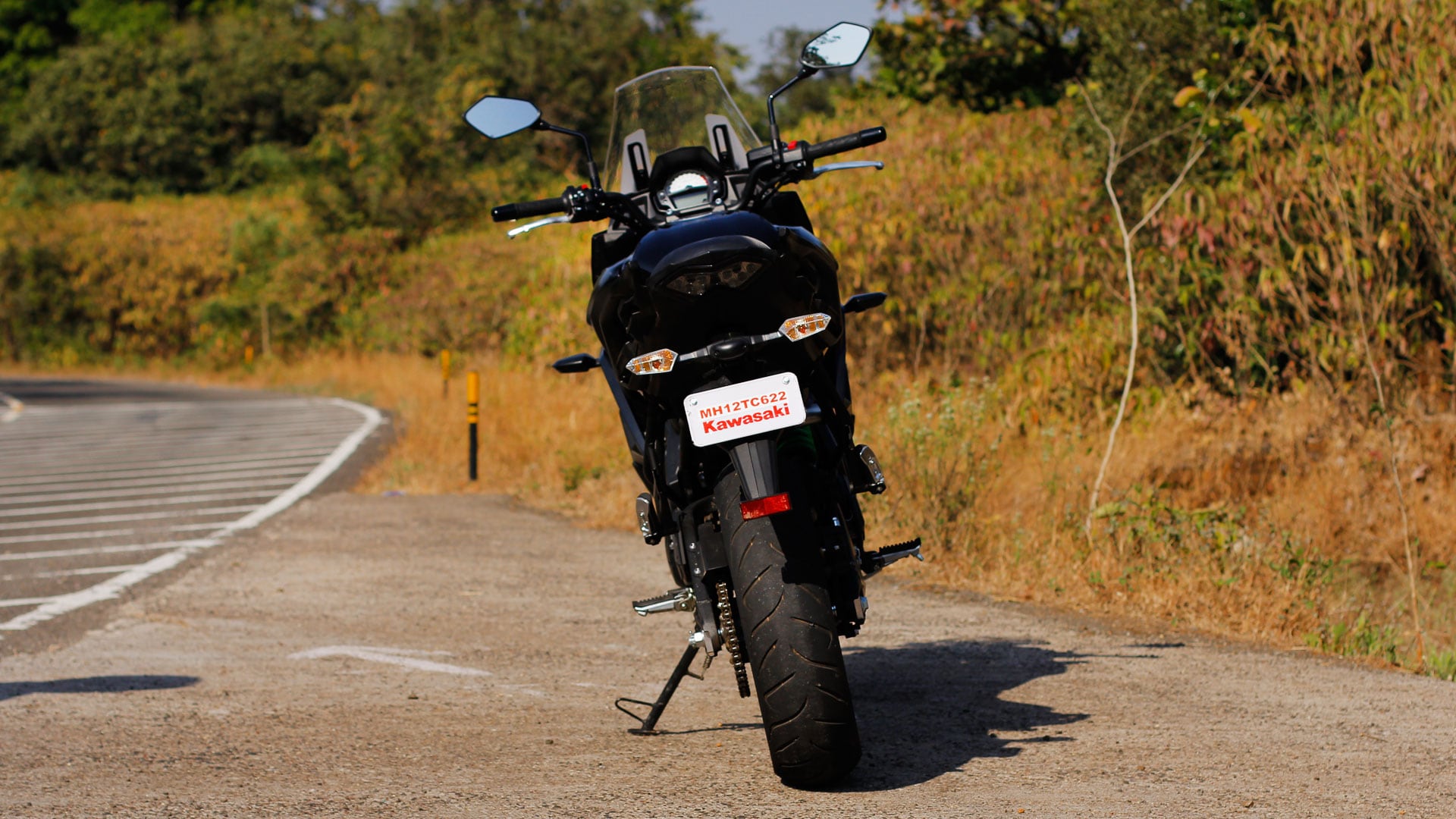 Kawasaki Versys 650 2016 STD Compare