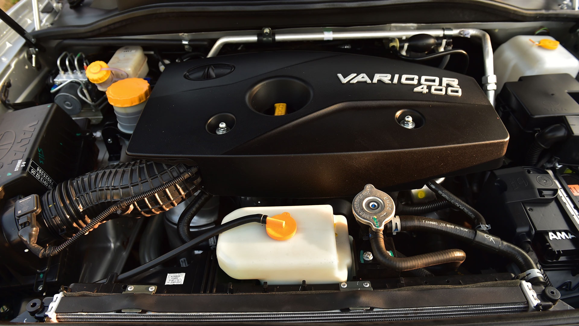 Tata Safari Storme 2016 VX BS4 4x4 Interior