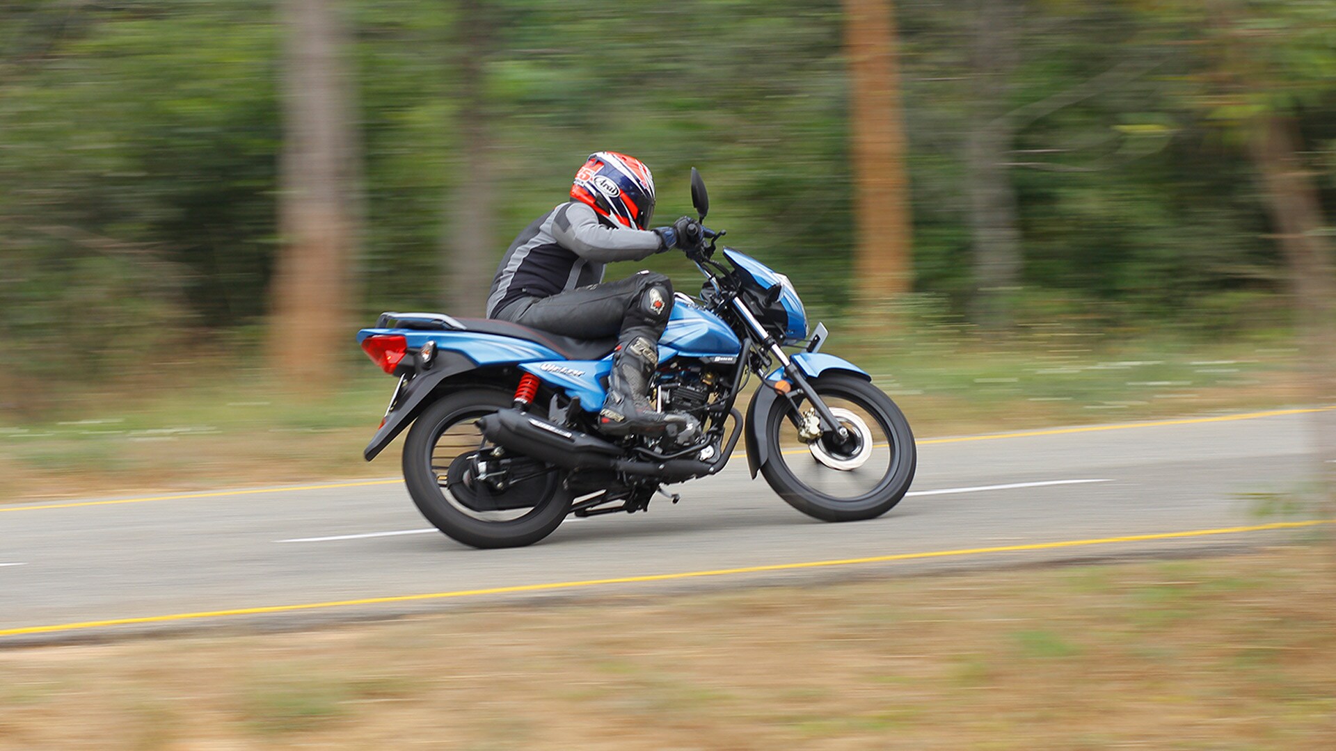 TVS Victor 2016 Disc