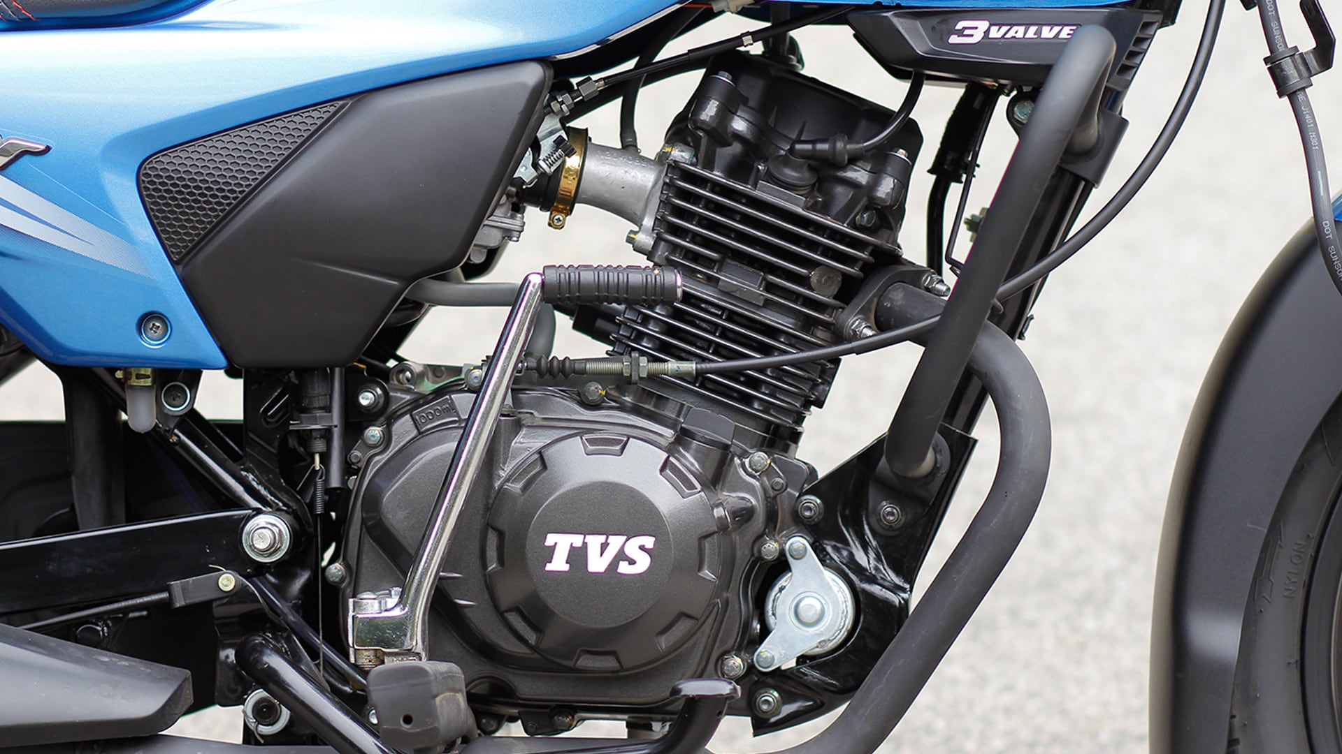 TVS Victor 2016 Disc