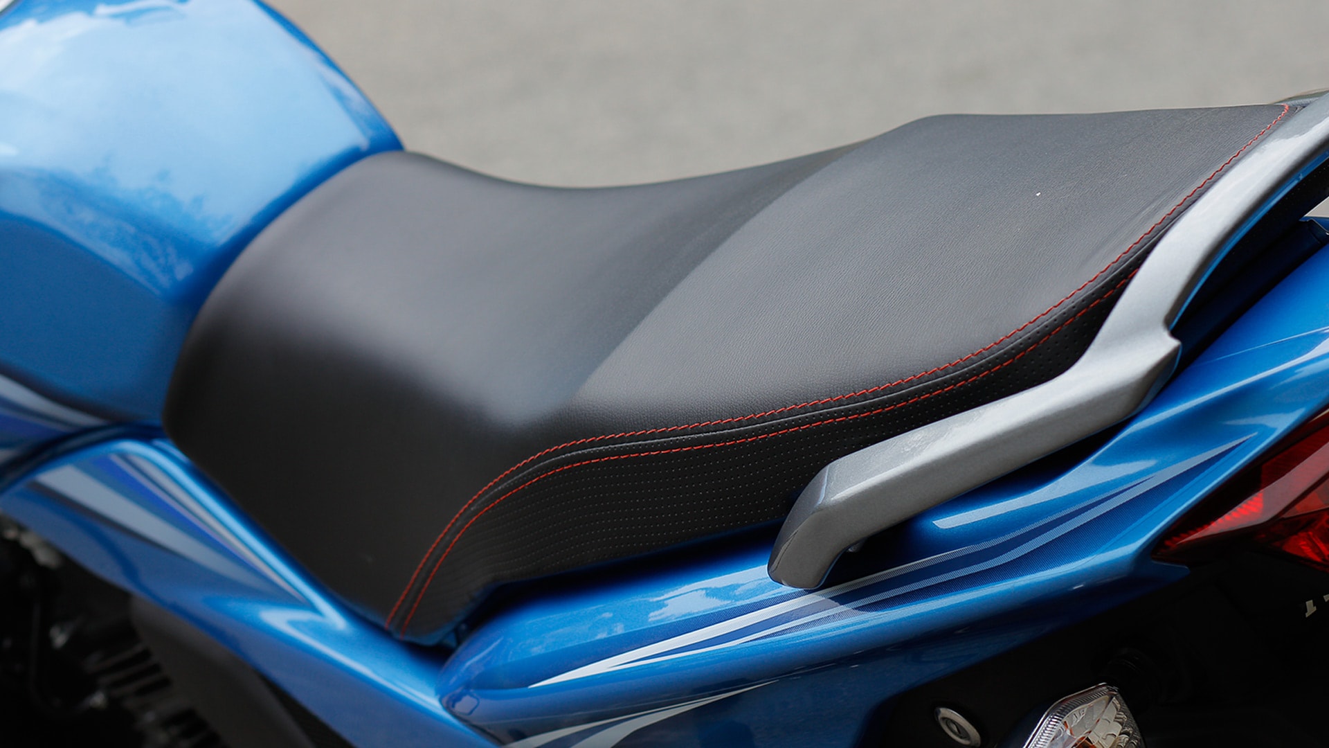 TVS Victor 2016 Disc