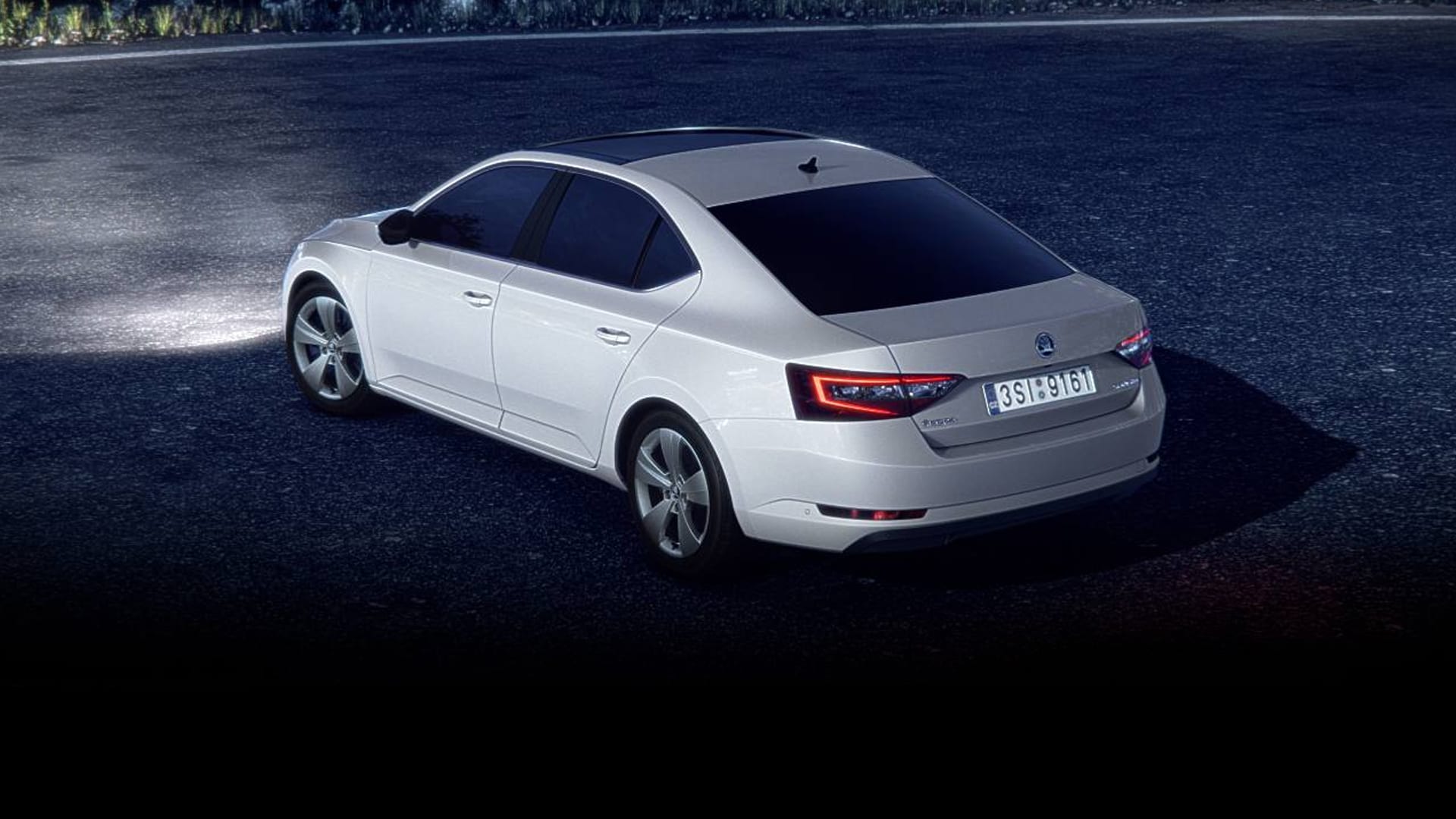 Skoda Superb 2016 1.8 TSI (AT) Elegance Exterior