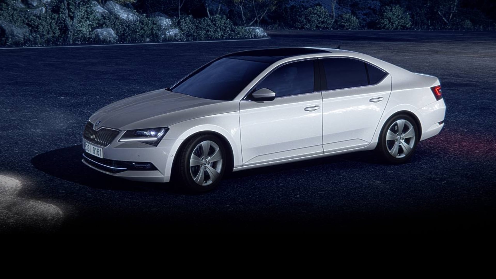 Skoda Superb 2016 1.8 TSI (AT) Elegance Exterior