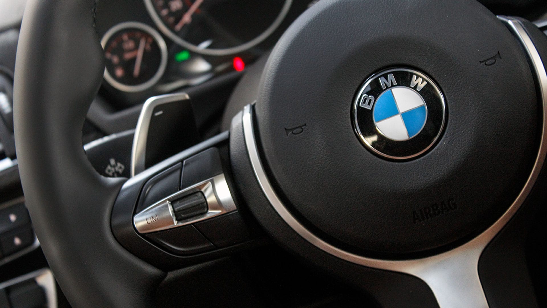 BMW 3 series 2015 320d Luxury Line Interior