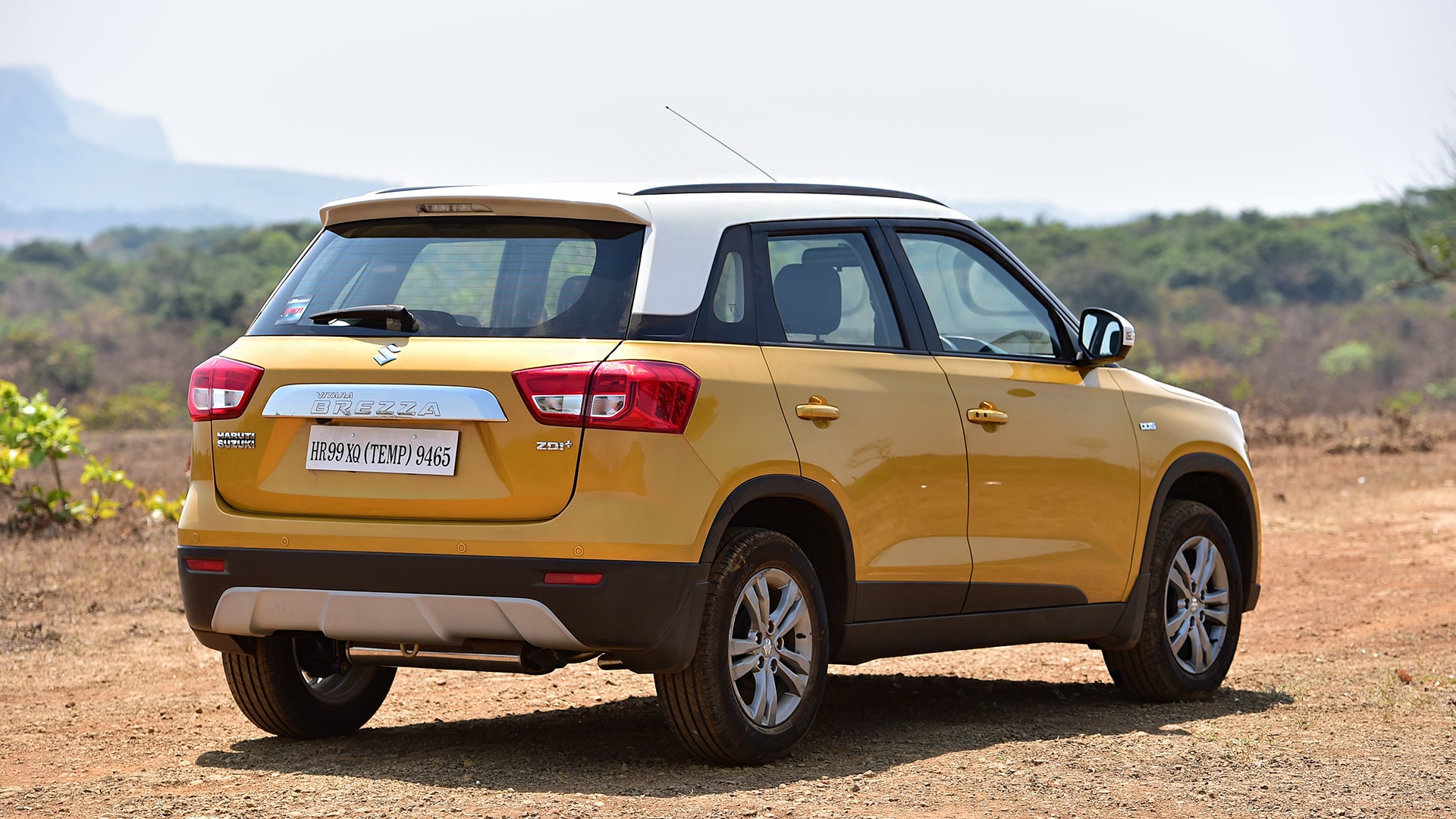 Maruti Suzuki Vitara Brezza 2016 ZDi Compare