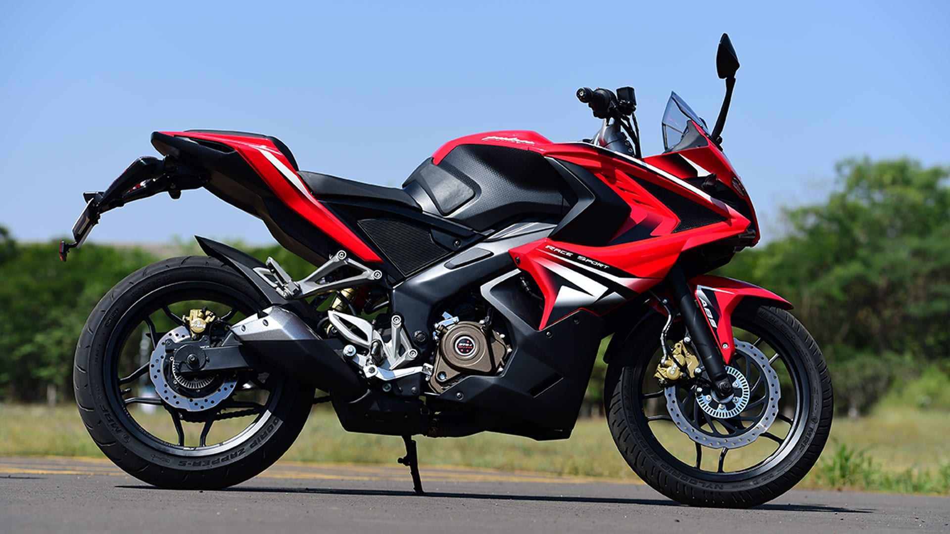 Bajaj Pulsar RS 200 2015 STD