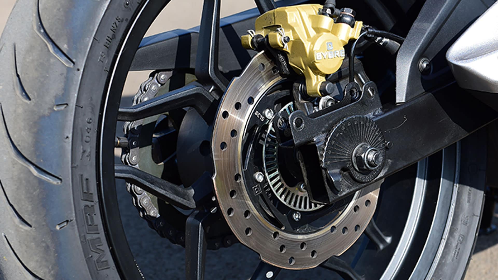 Bajaj Pulsar RS 200 2015 STD