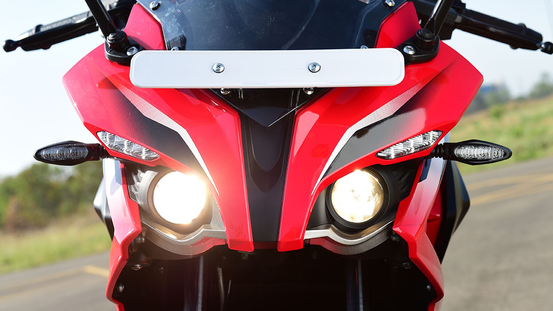 Bajaj Pulsar RS 200 2015 STD