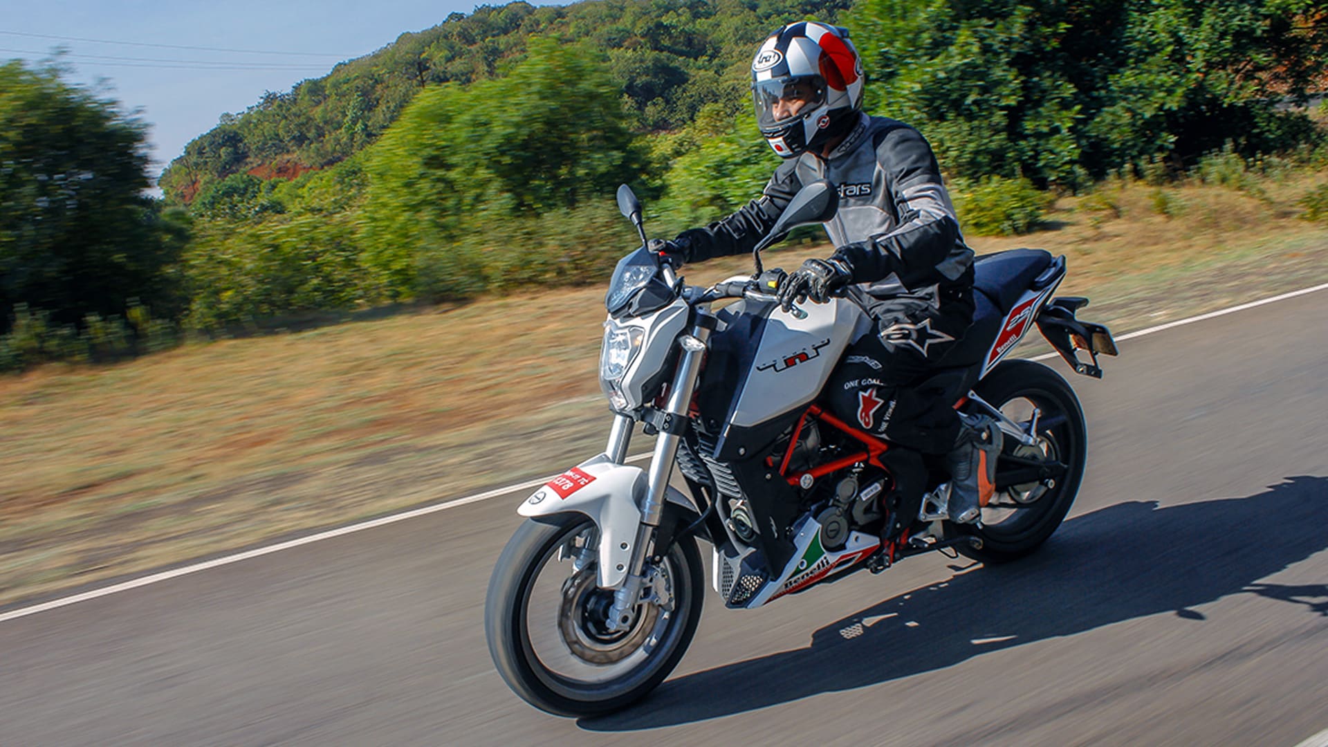 Benelli TNT 25 2015 STD